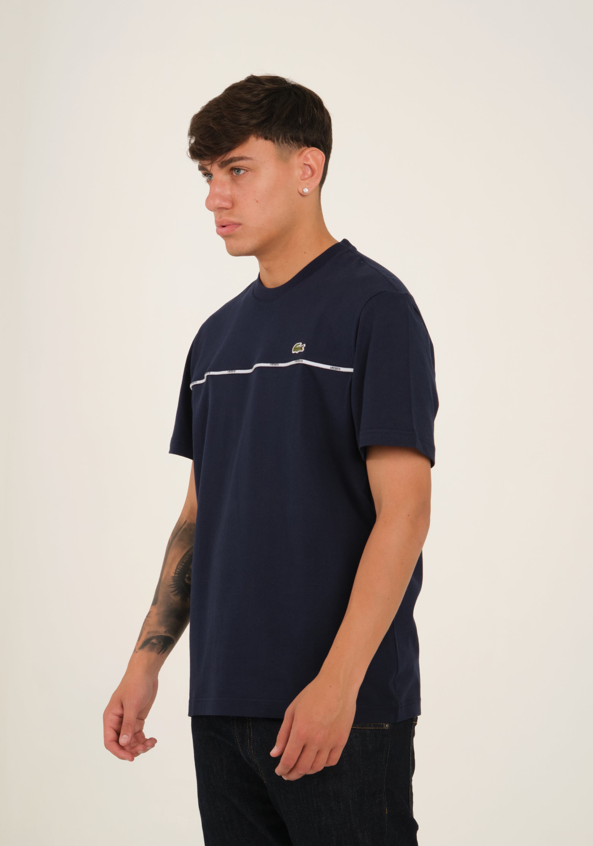 T-shirt in jersey con bordo