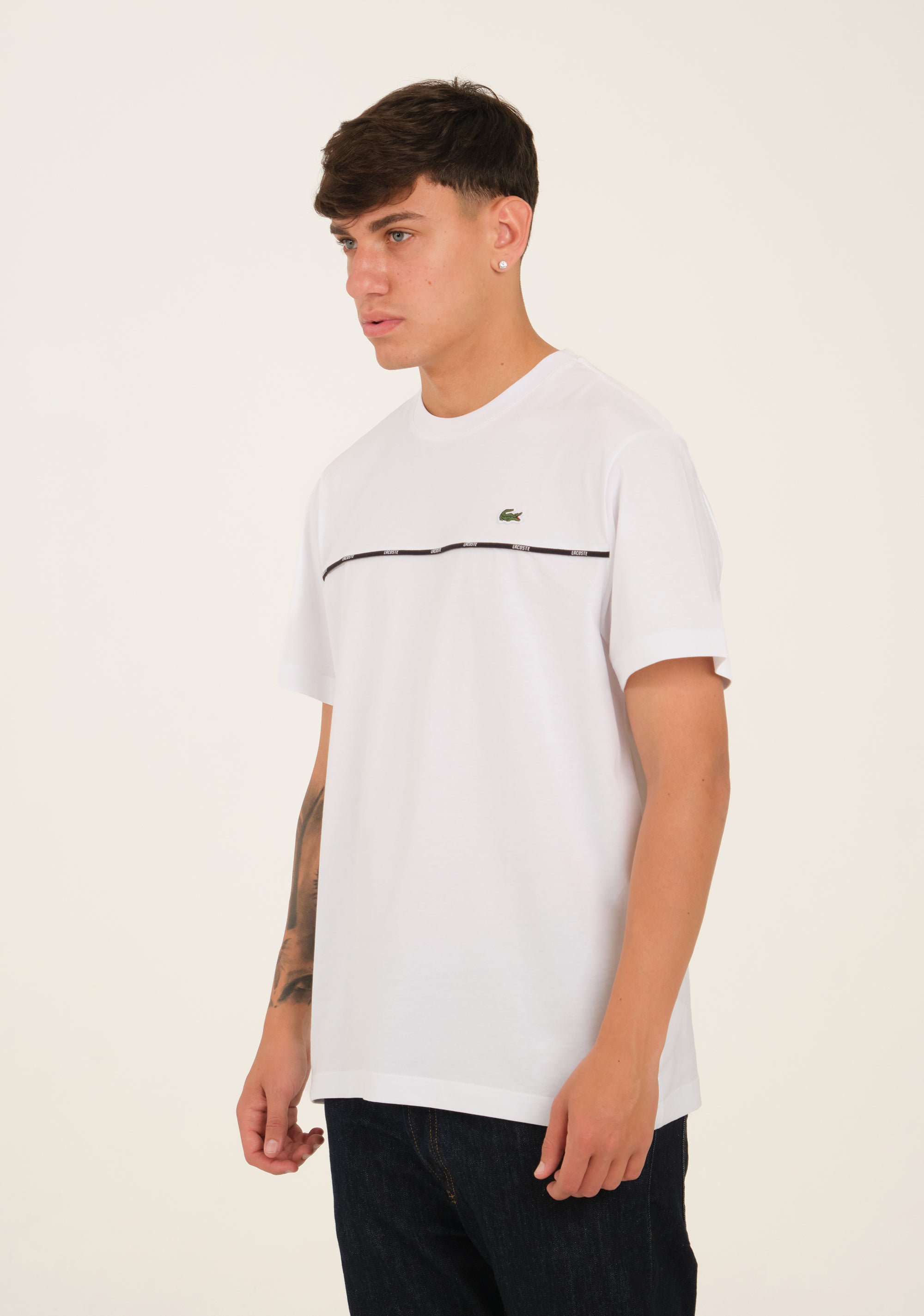 T-shirt in jersey con bordo
