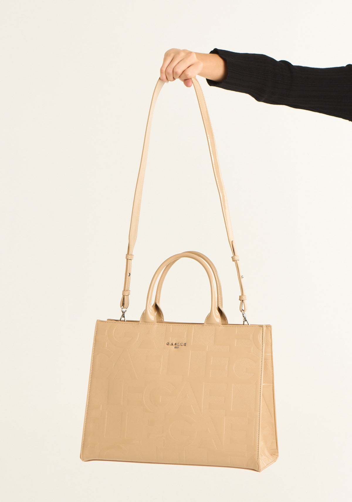 Borsa maxi shopper con lettering in vernice