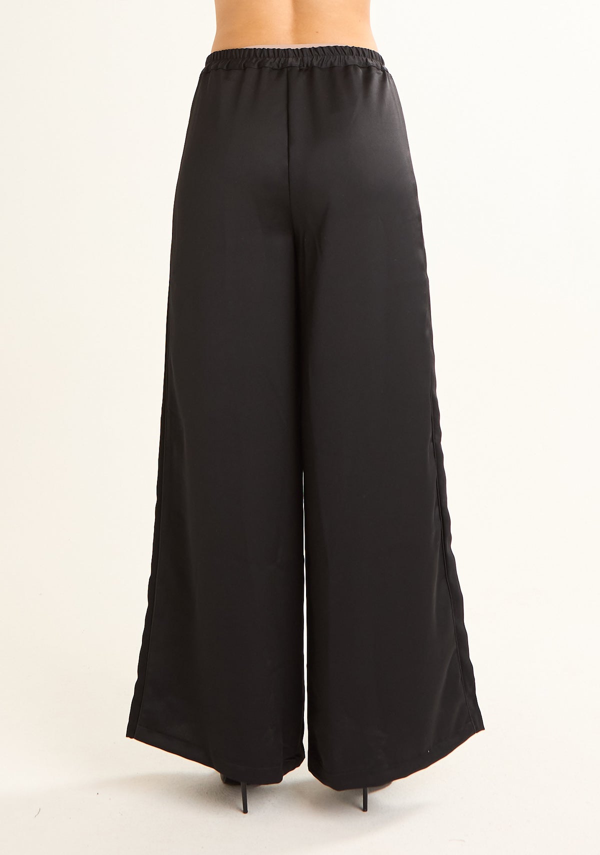 Pantalone in enver satin