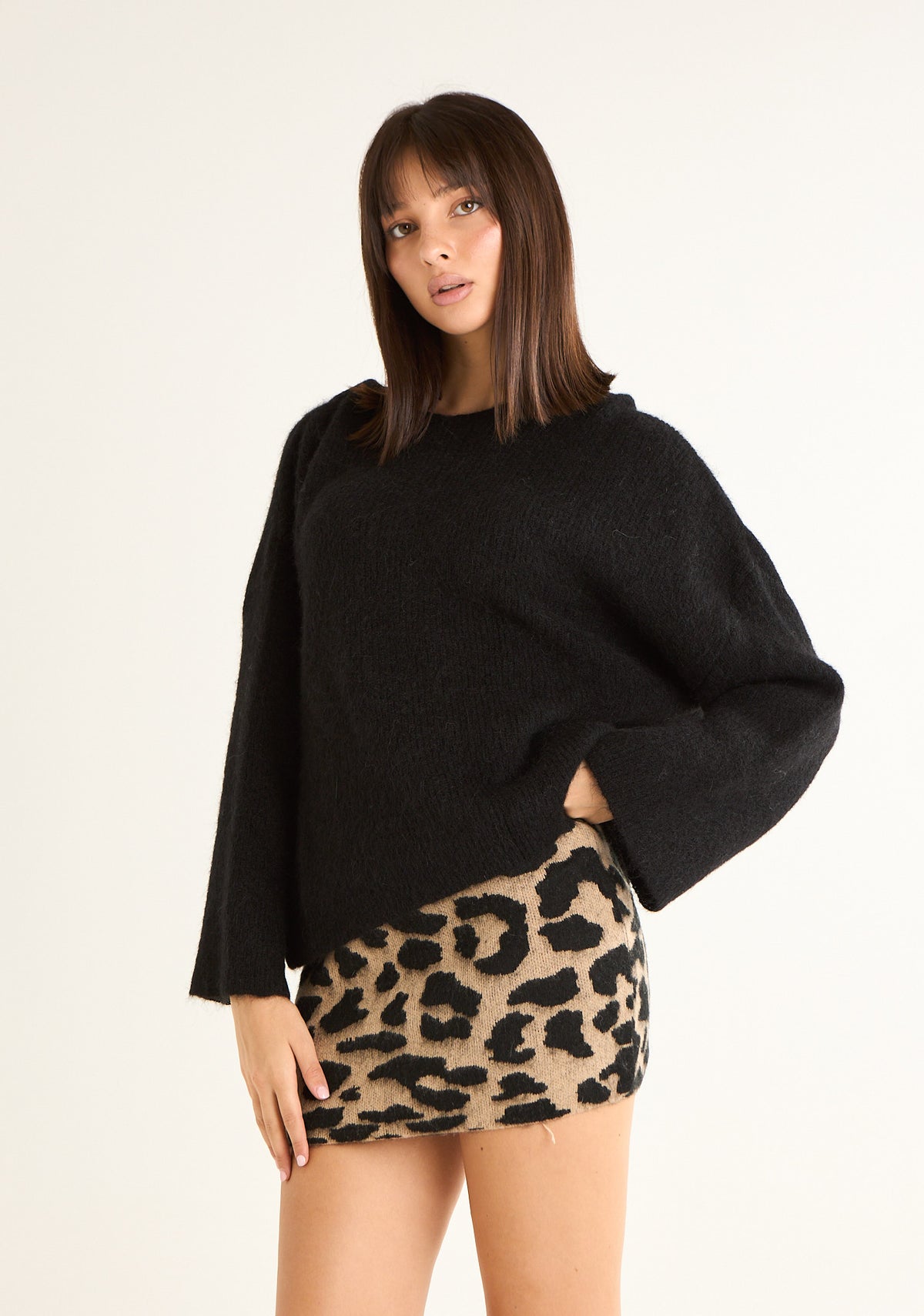 Maglia con cappuccio tinta unita
