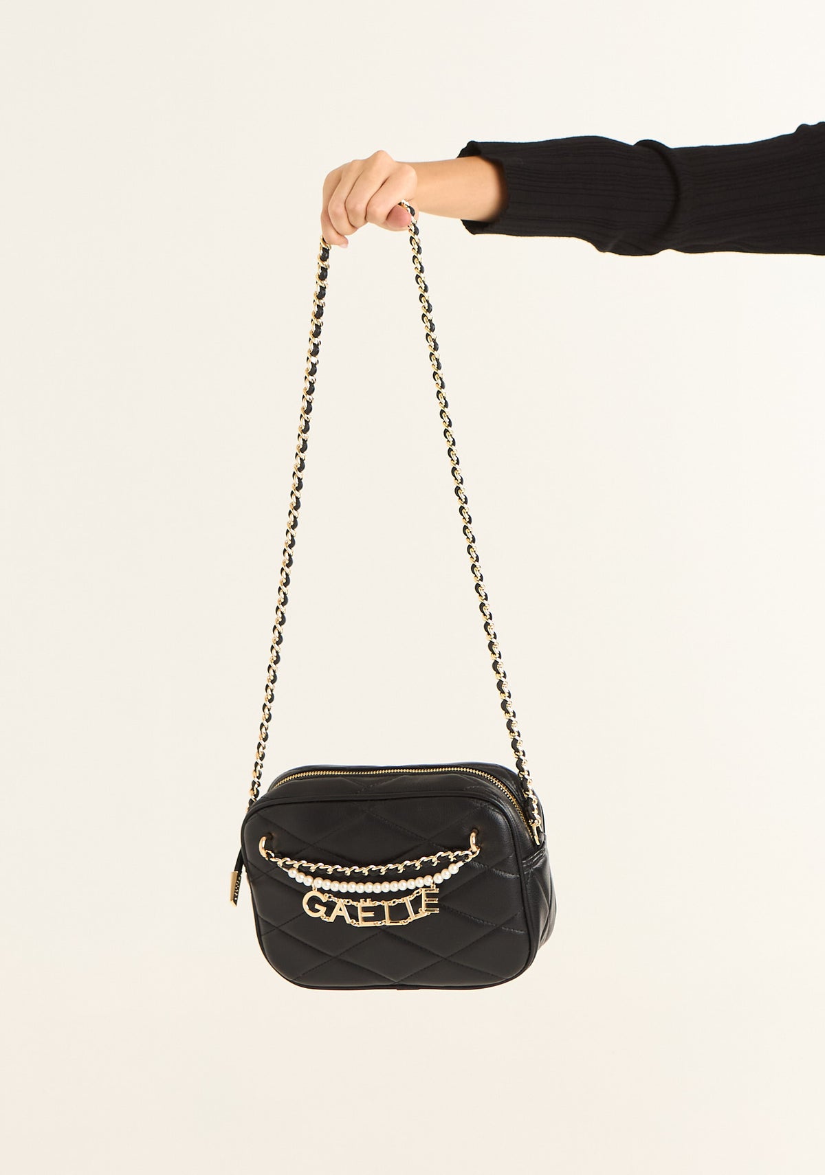 Borsa camera bag con perle e charms