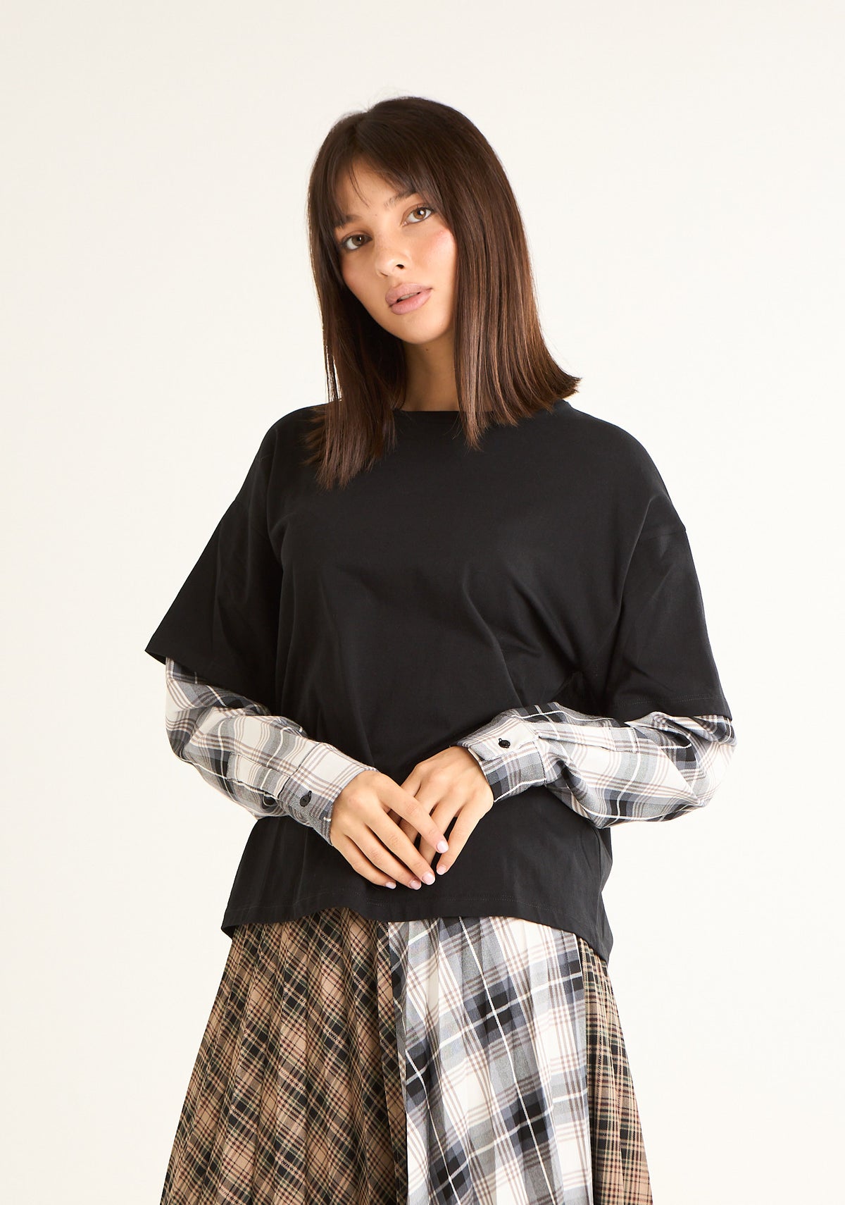 T-shirt con maniche scozzesi
