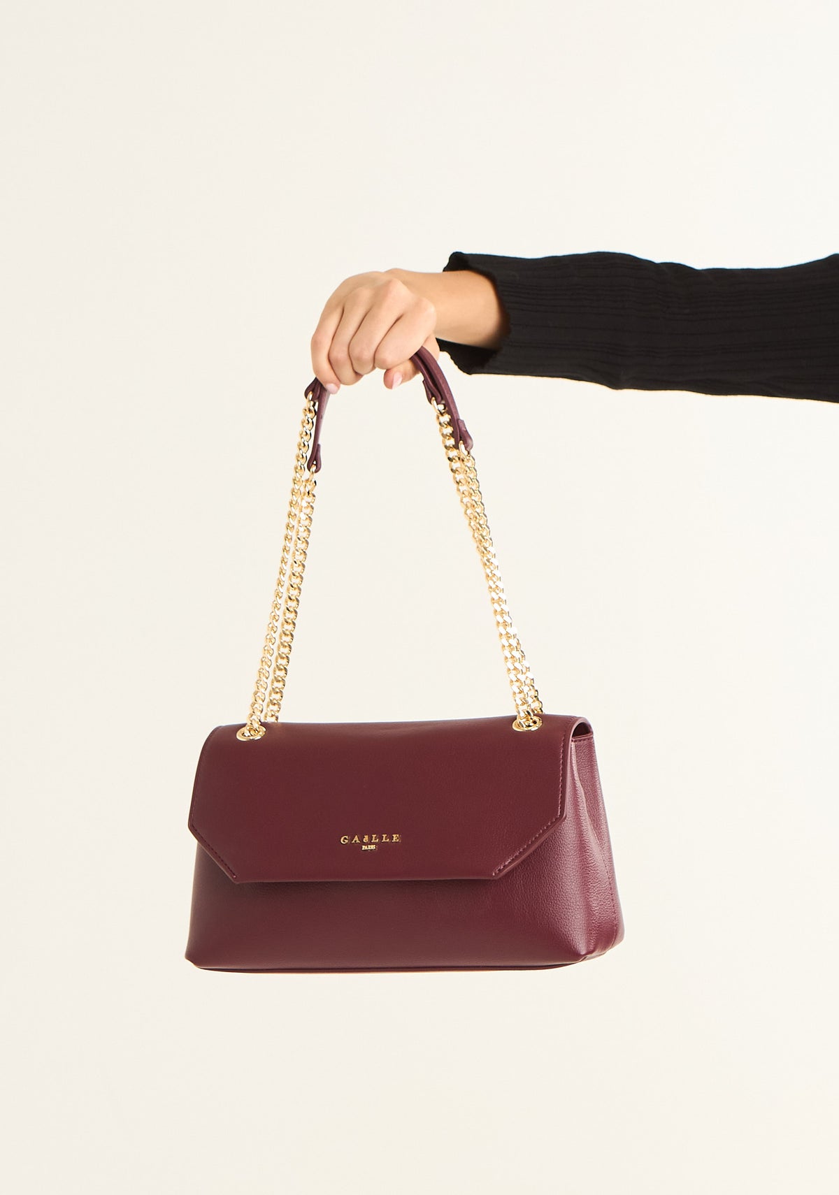 Borsa regular bottolato con manici a catena