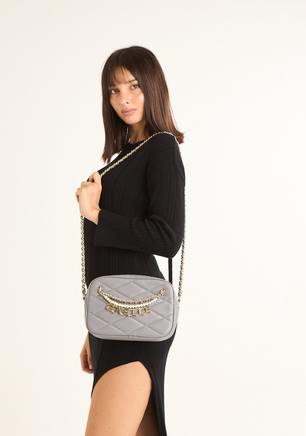 Borsa camera bag con perle e charms