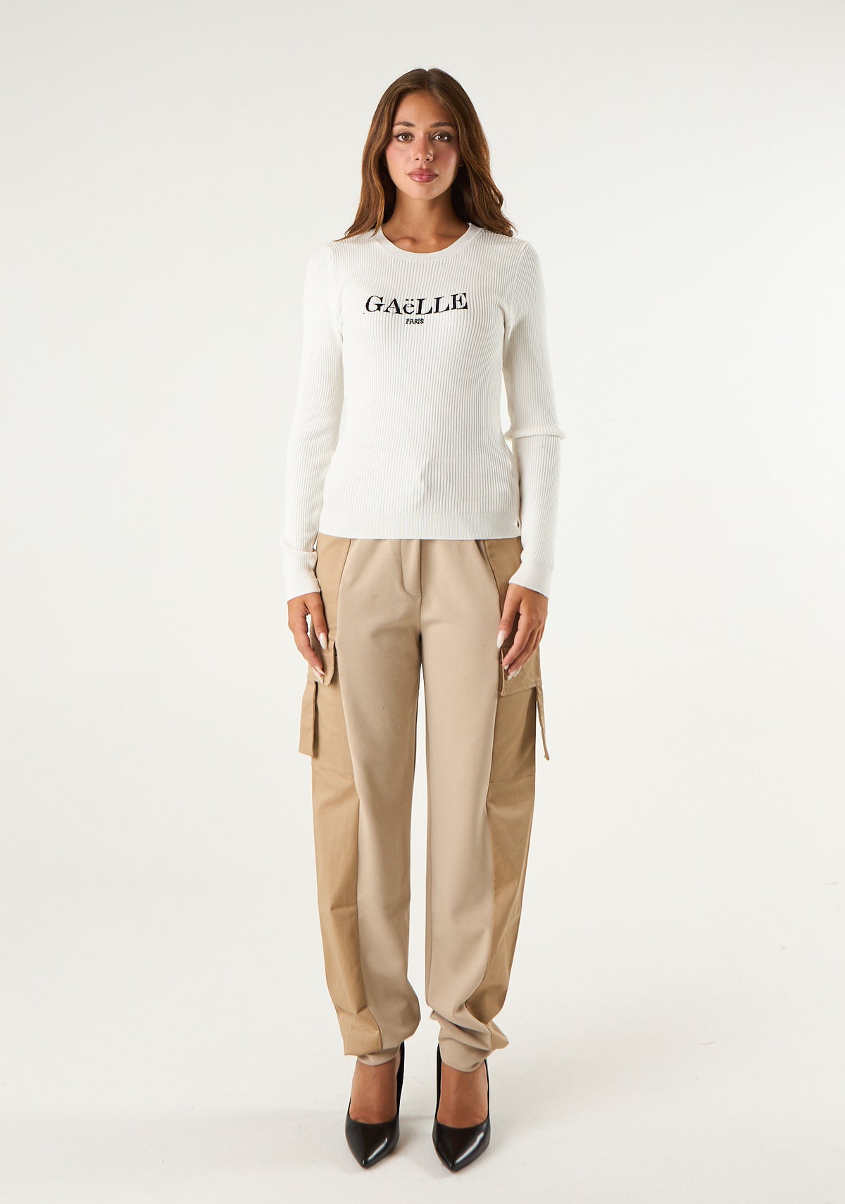 Pullover aderente in maglia a coste
