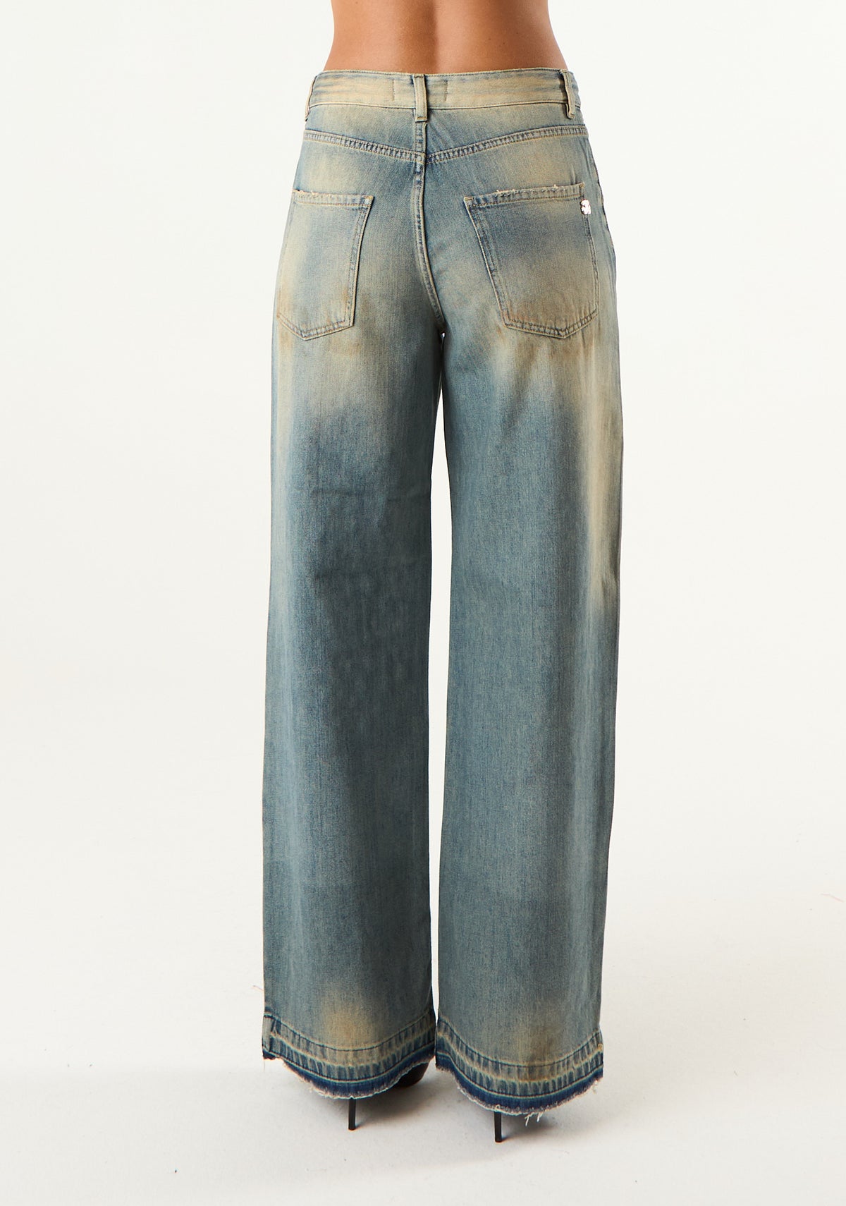 Jeans used low waist