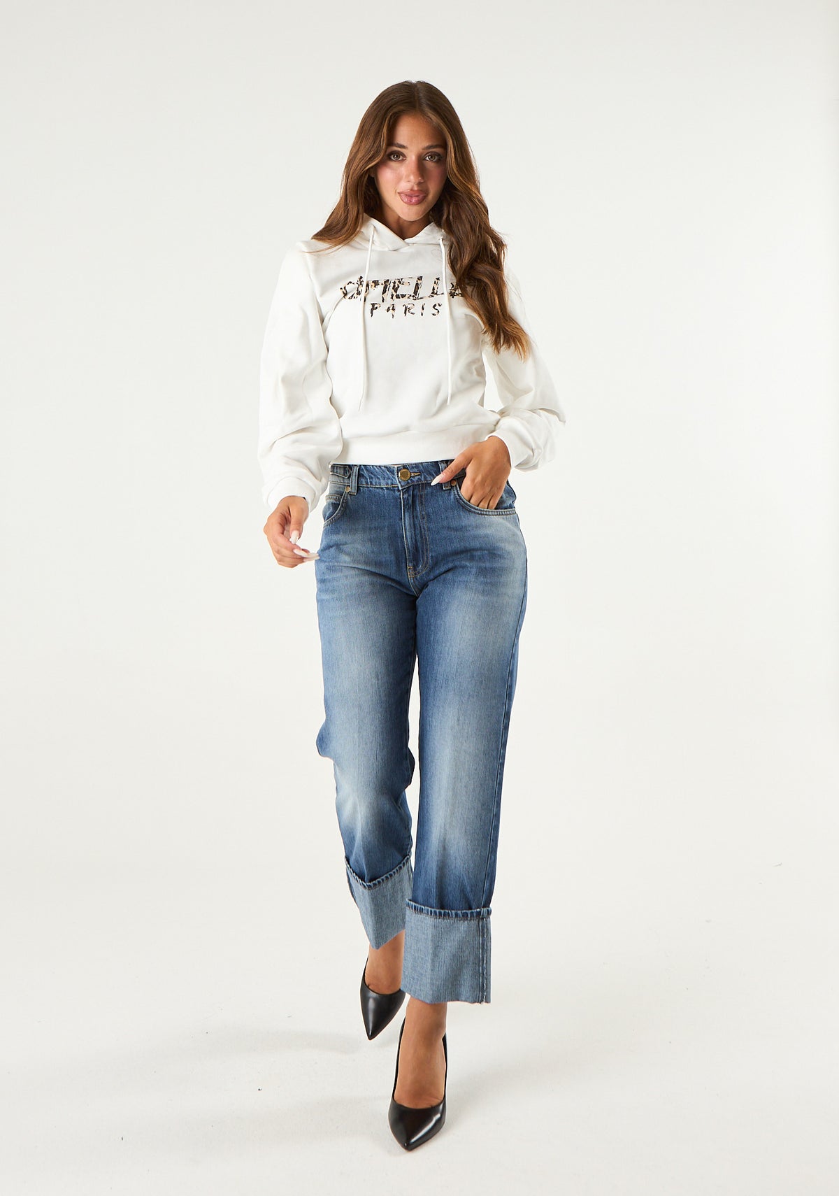 Jeans con maxi risvolto