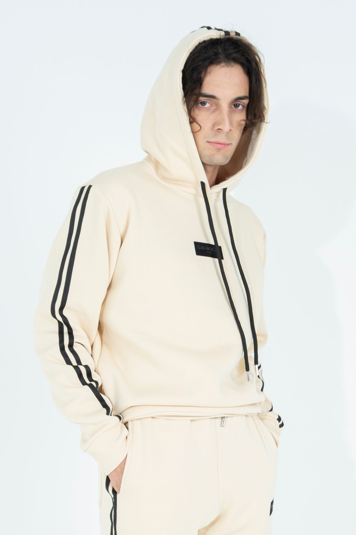Sweatshirt with side stripes