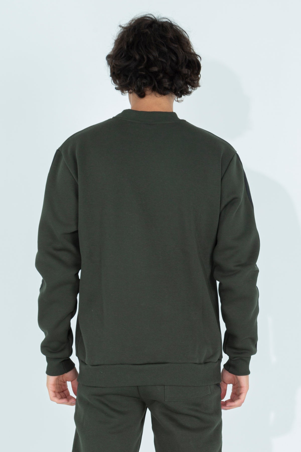 Crewneck sweatshirt with side stripes