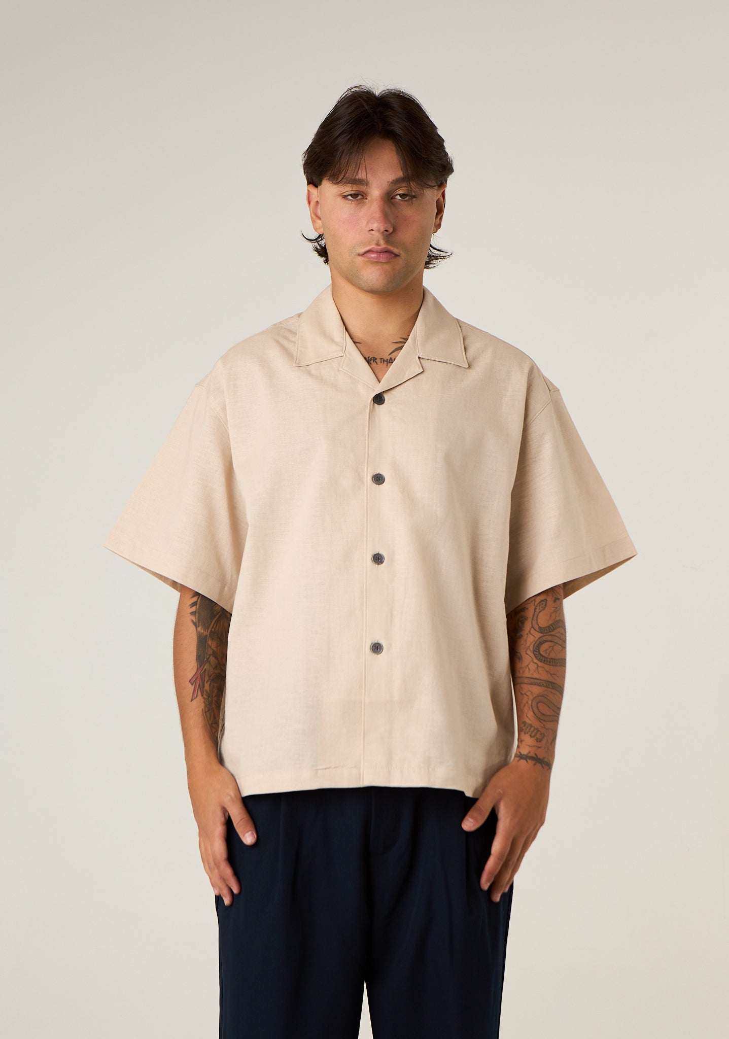 Camicia over a mezza manica