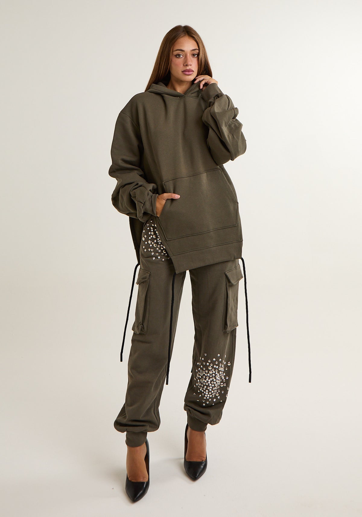 Felpa con cut out laterali