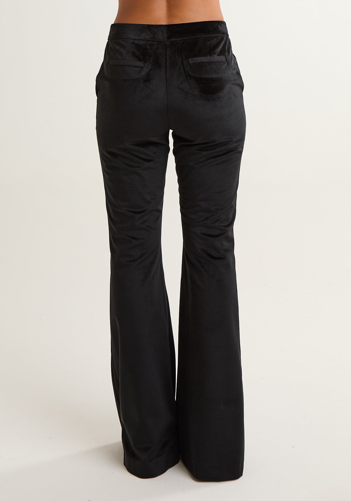 Pantalone a zampa