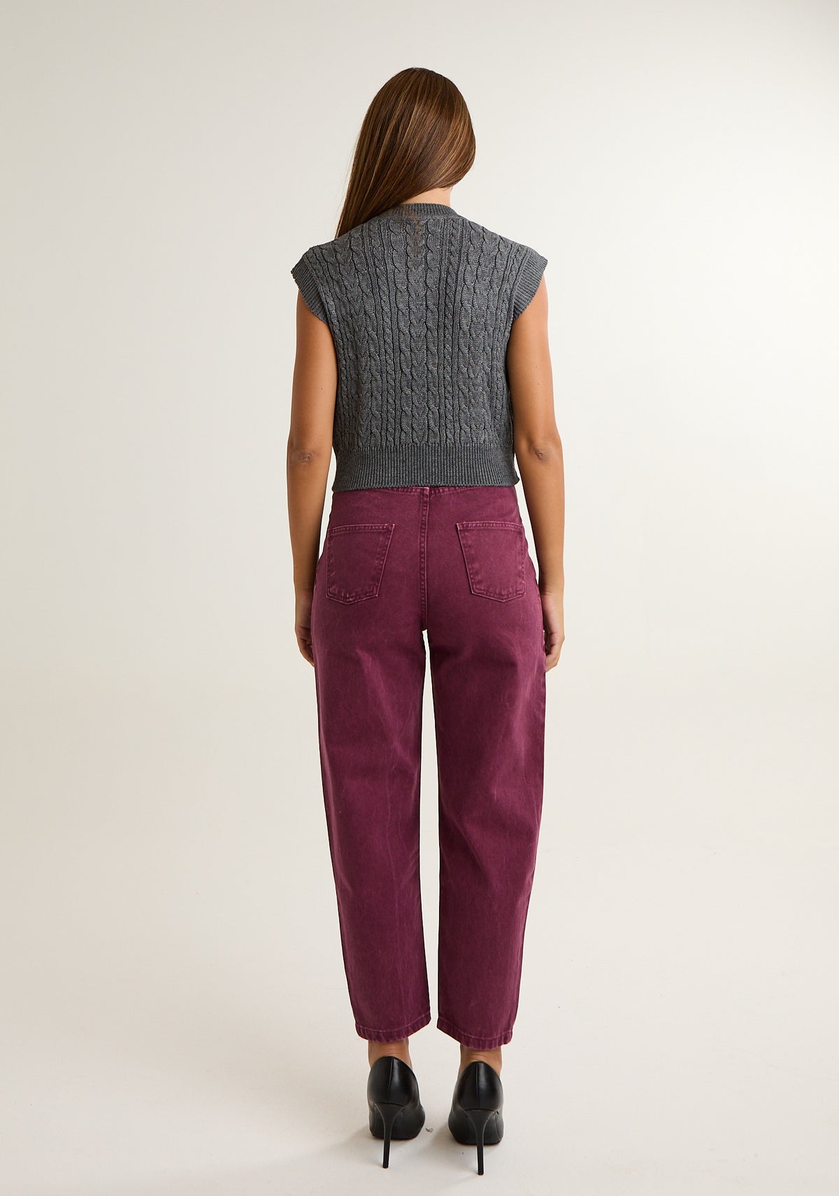 Gilet crop con applicazioni