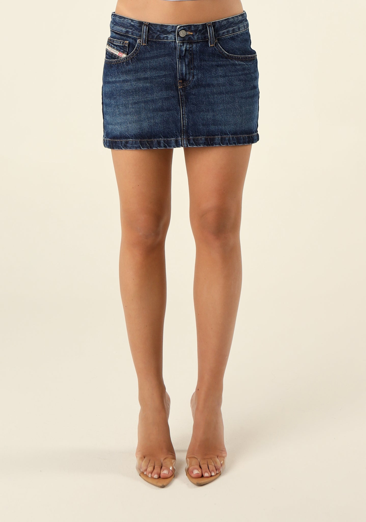 Gonna mini in denim