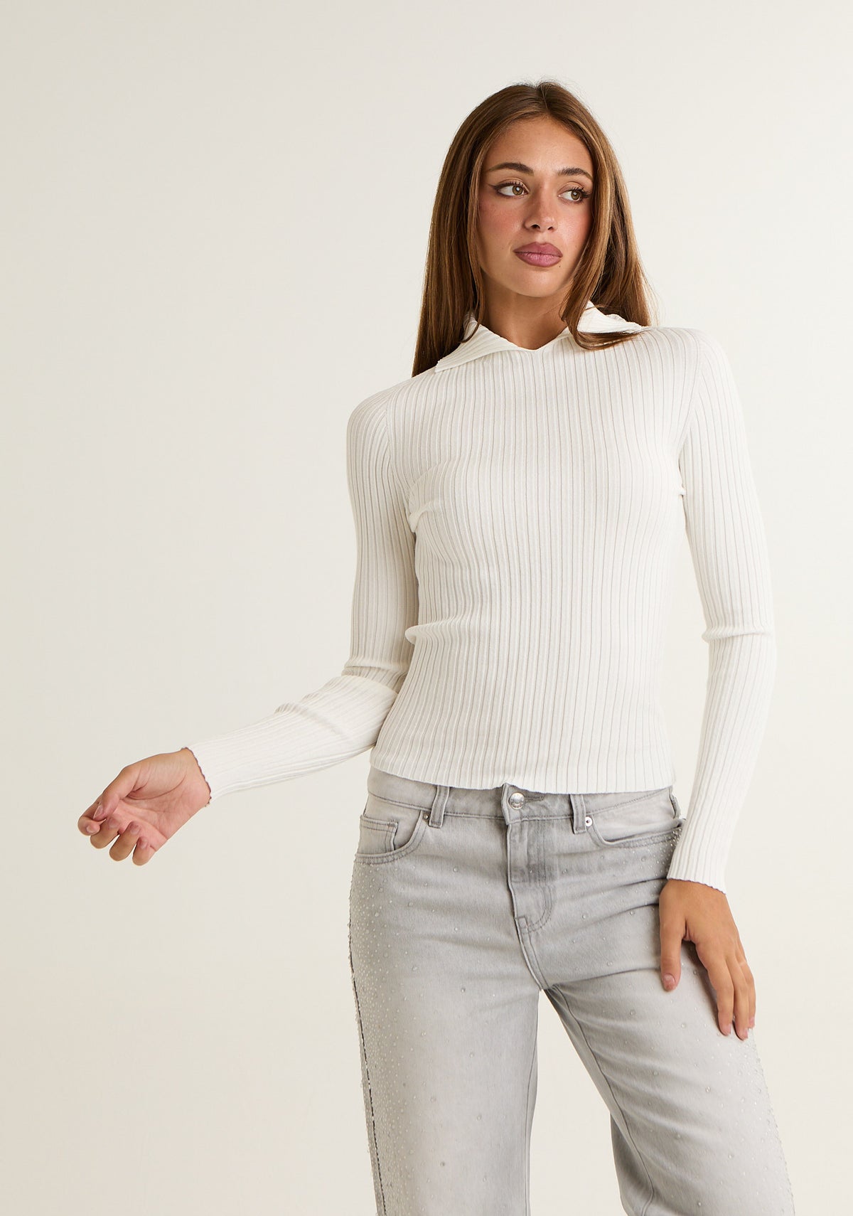 Maglia a coste con colletto