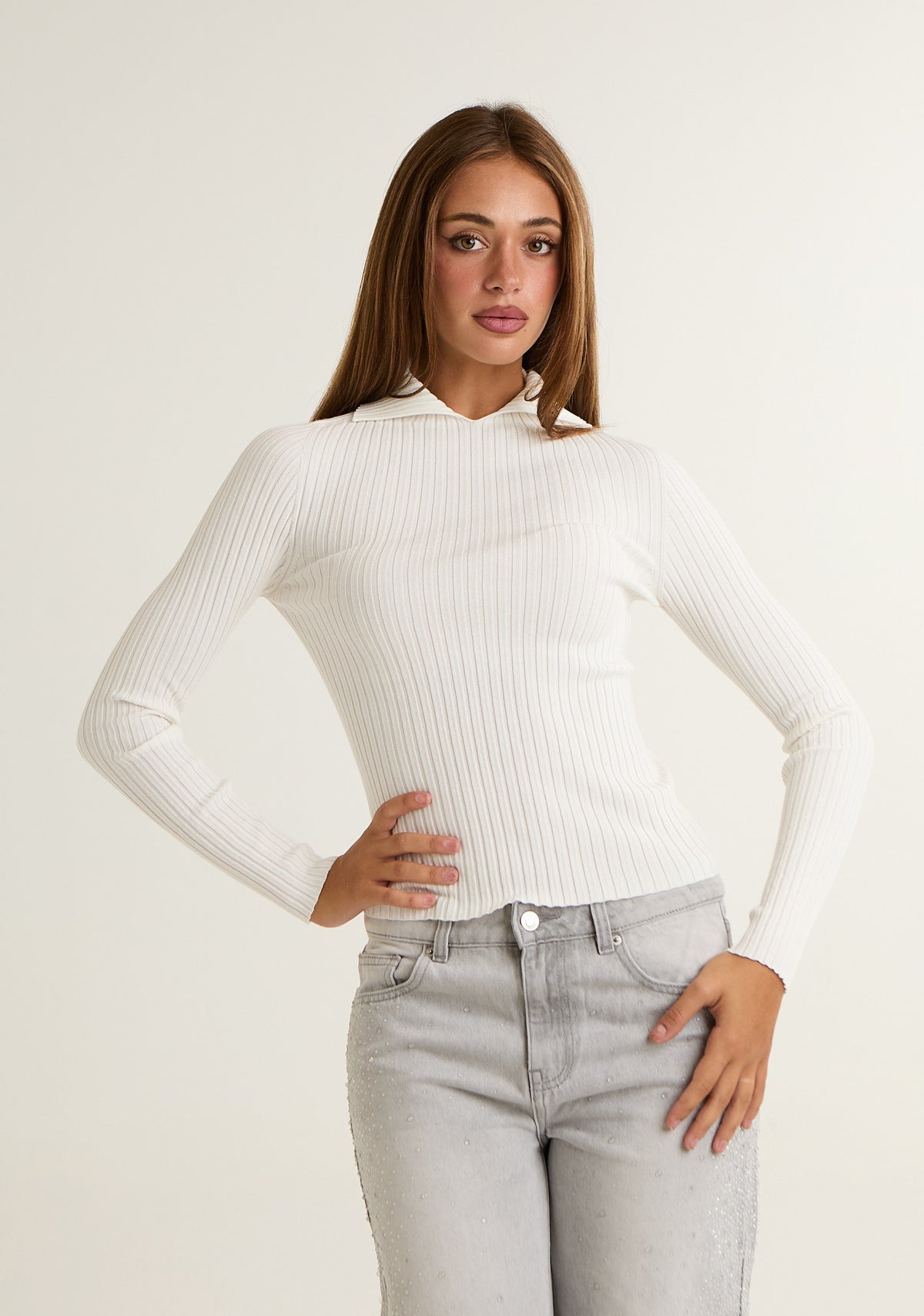 Maglia a coste con colletto