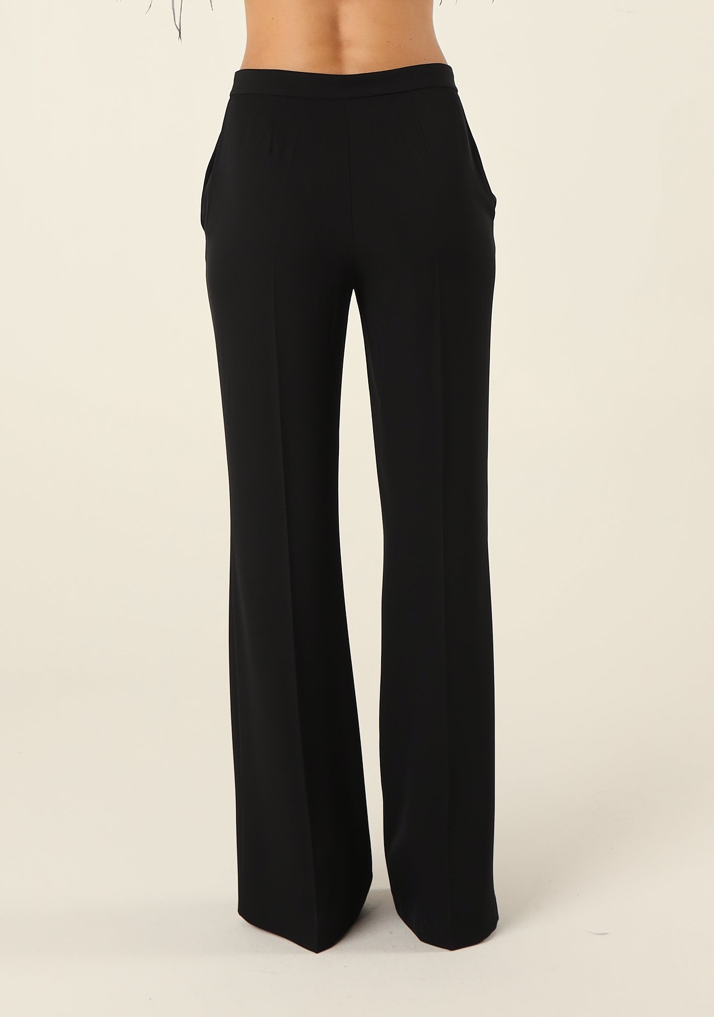 Pantalone a trombetta da completo