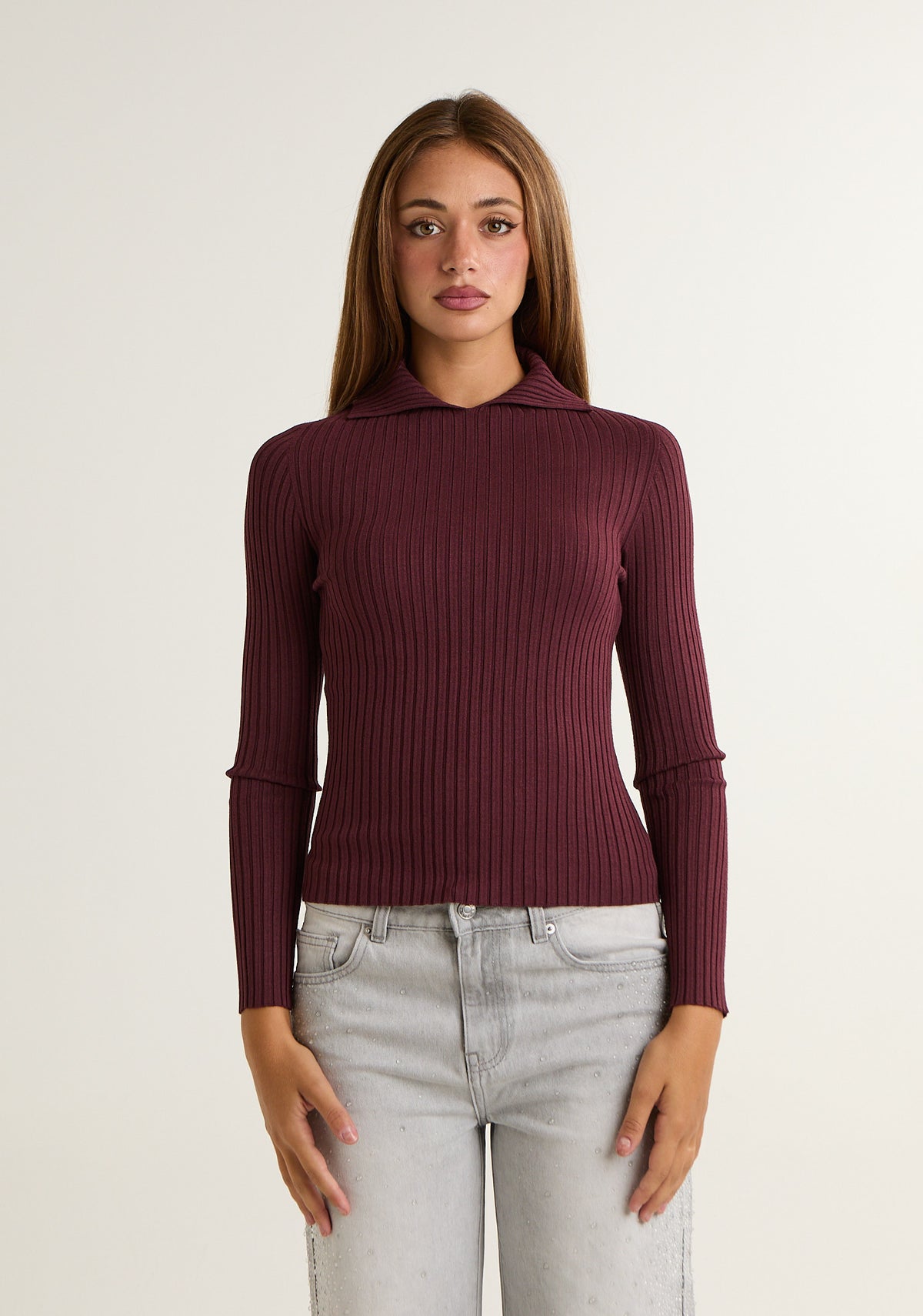 Maglia a coste con colletto