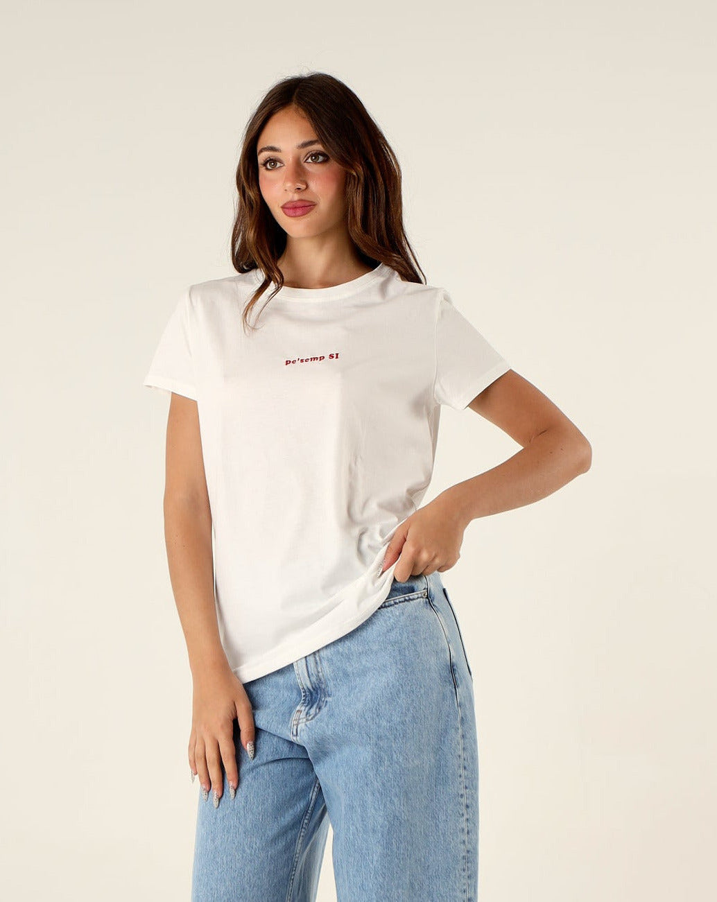 T-shirt con ricamo