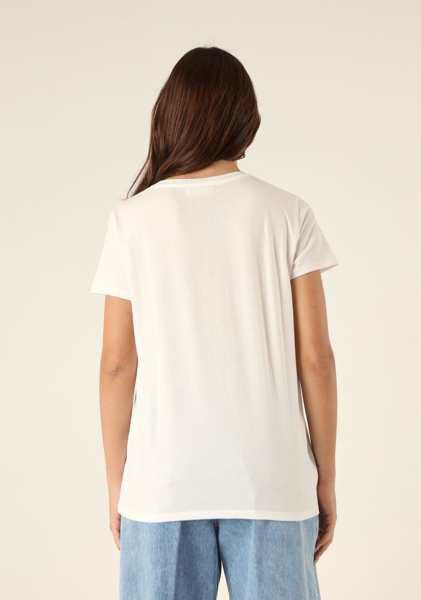 T-shirt con ricamo