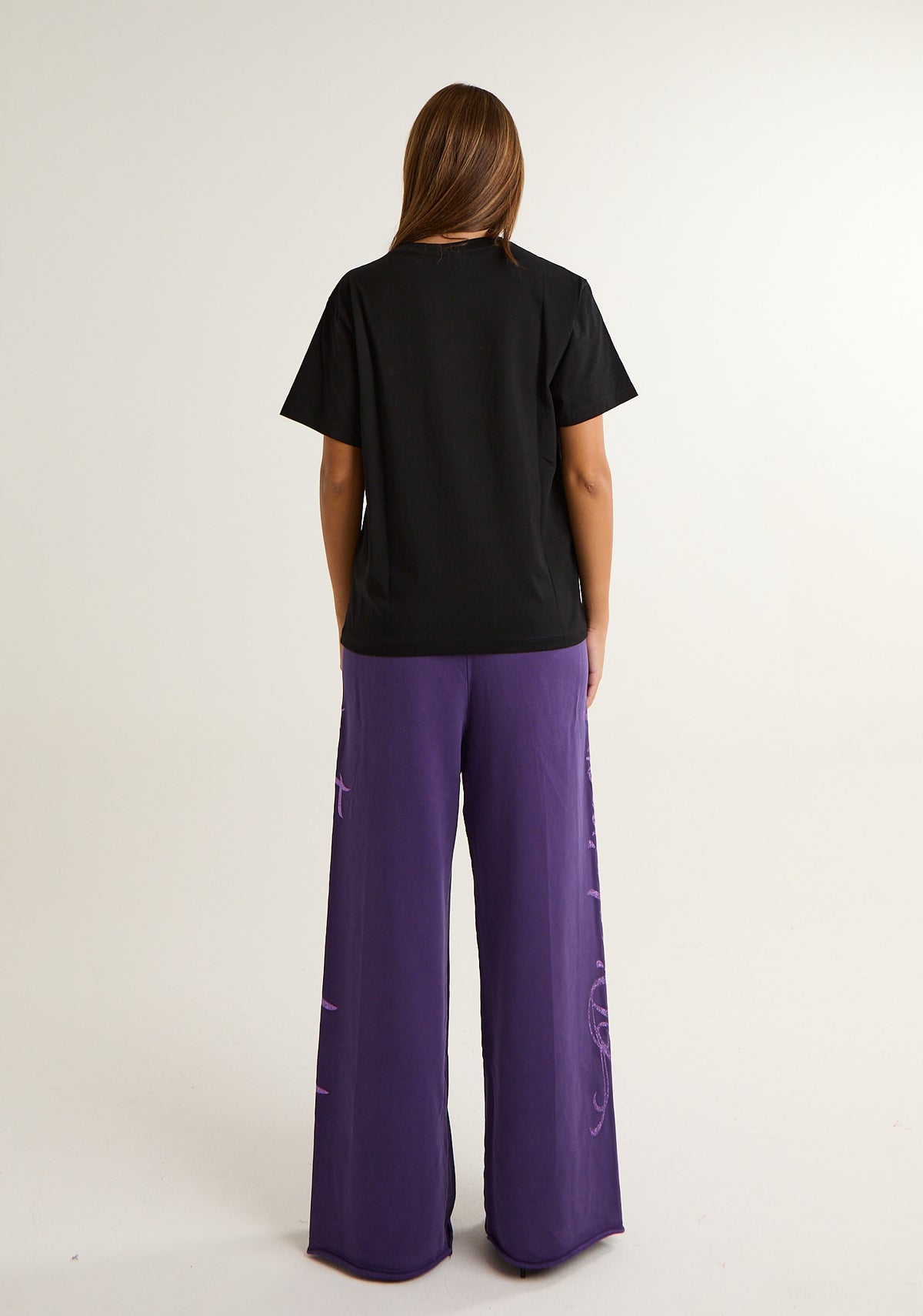 T-shirt con stampa frontale a contrasto