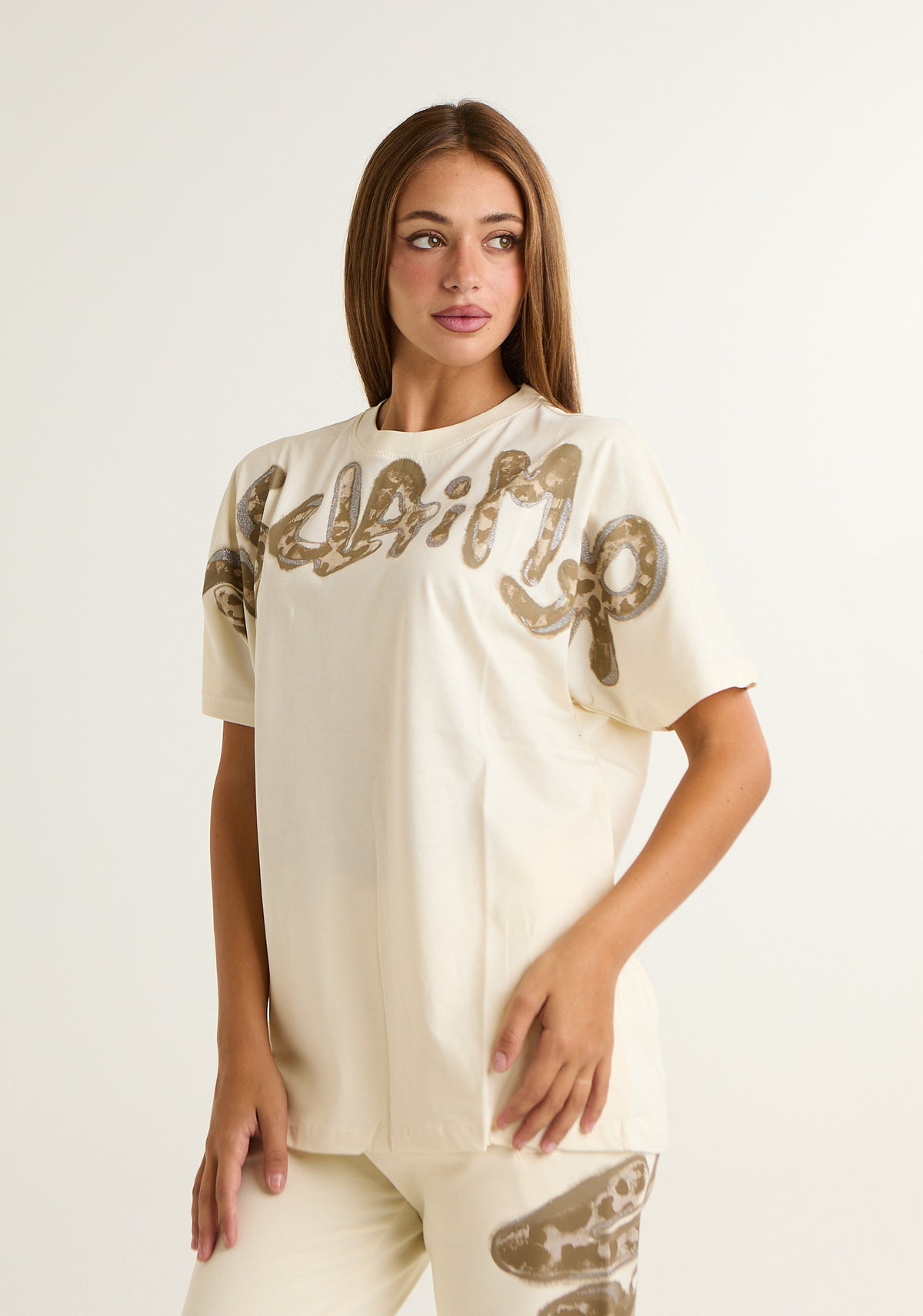 T-shirt con stampa frontale