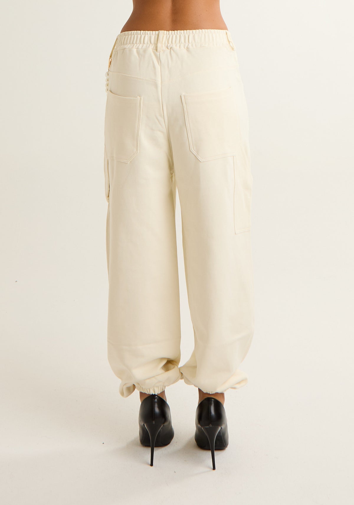 Pantalone tuta con charms teddy
