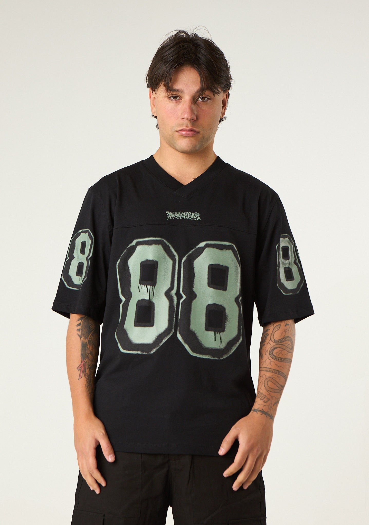 T-shirt basket