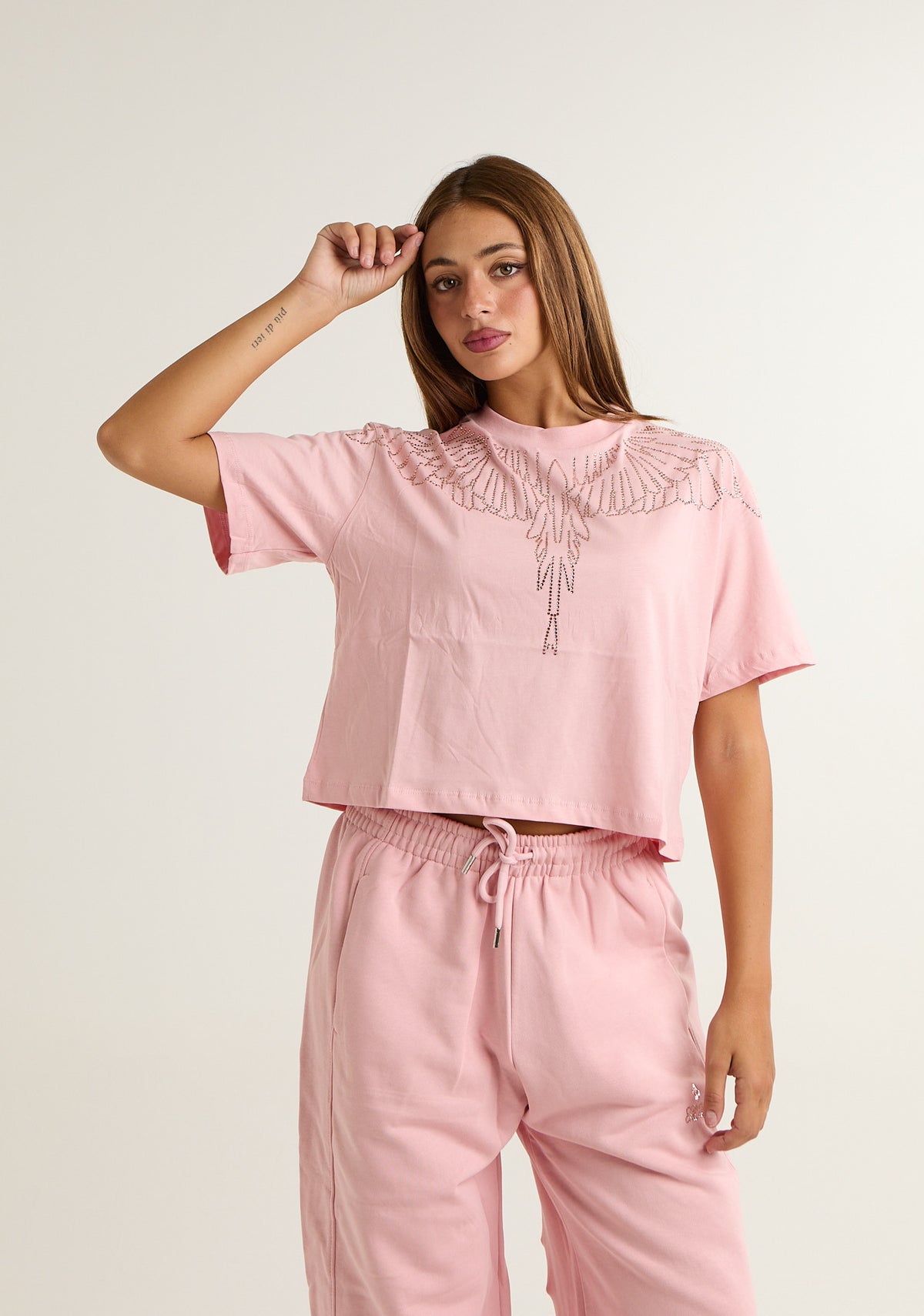 T-shirt con ali preziose