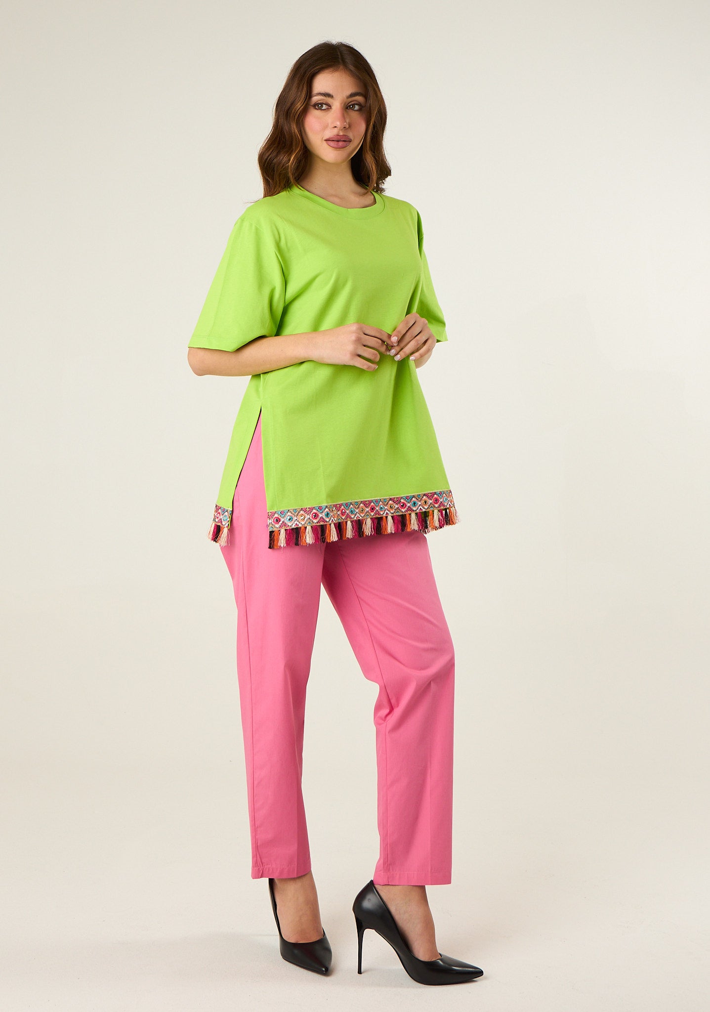 T-shirt con nappe multicolor