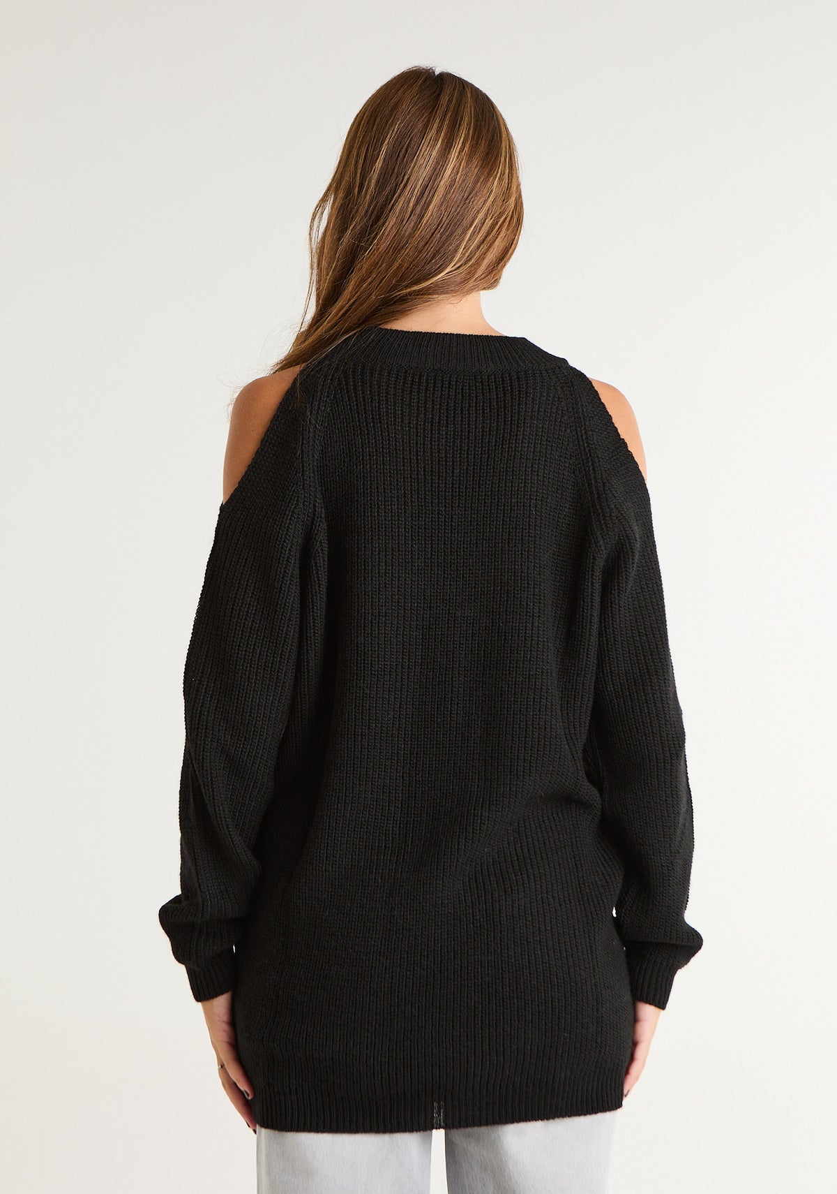Maglia lunga con omeri scoperti