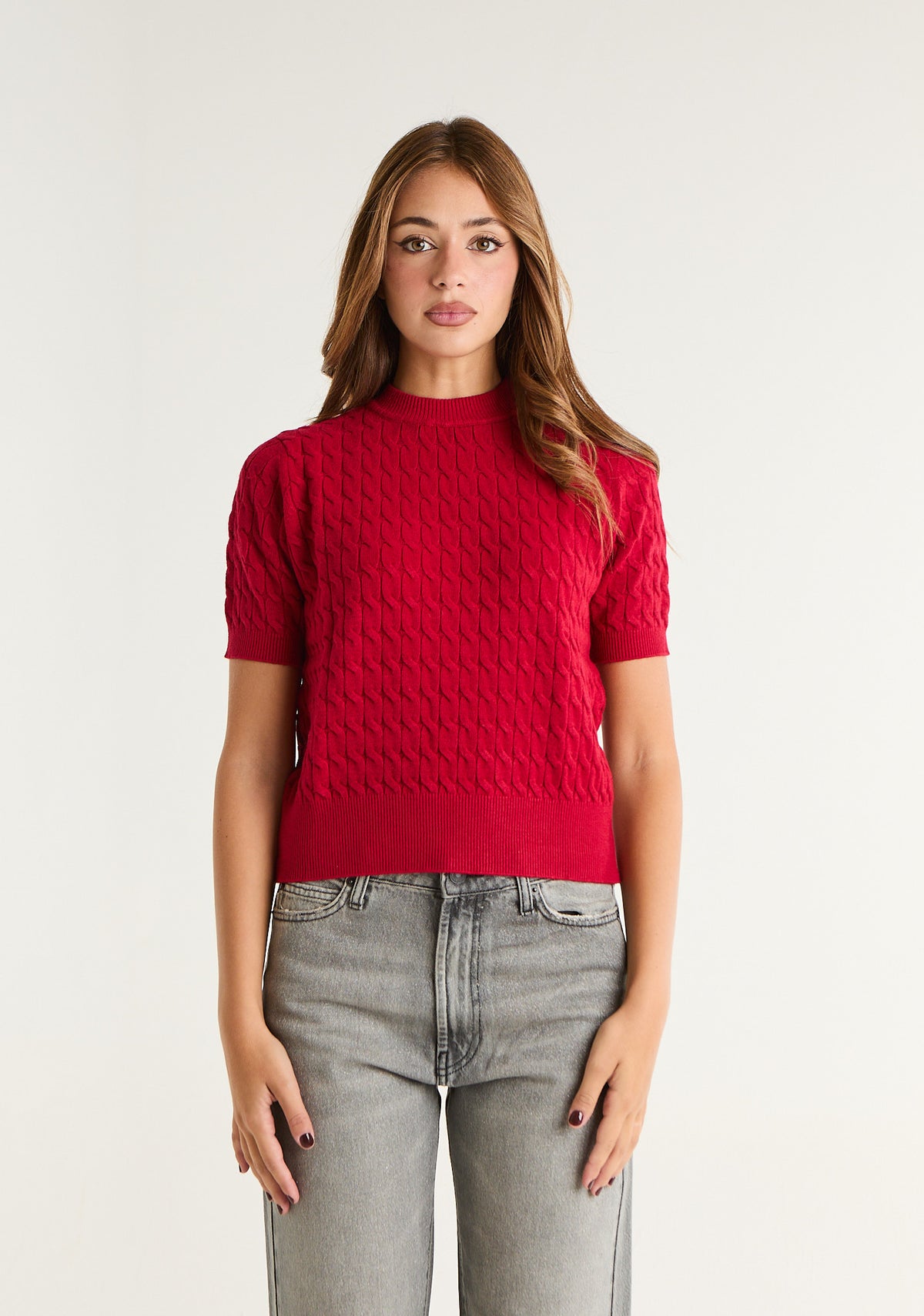 Maglia con lavorazione a trecce