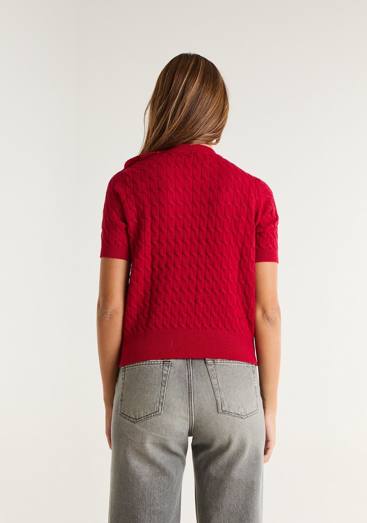 Maglia con lavorazione a trecce