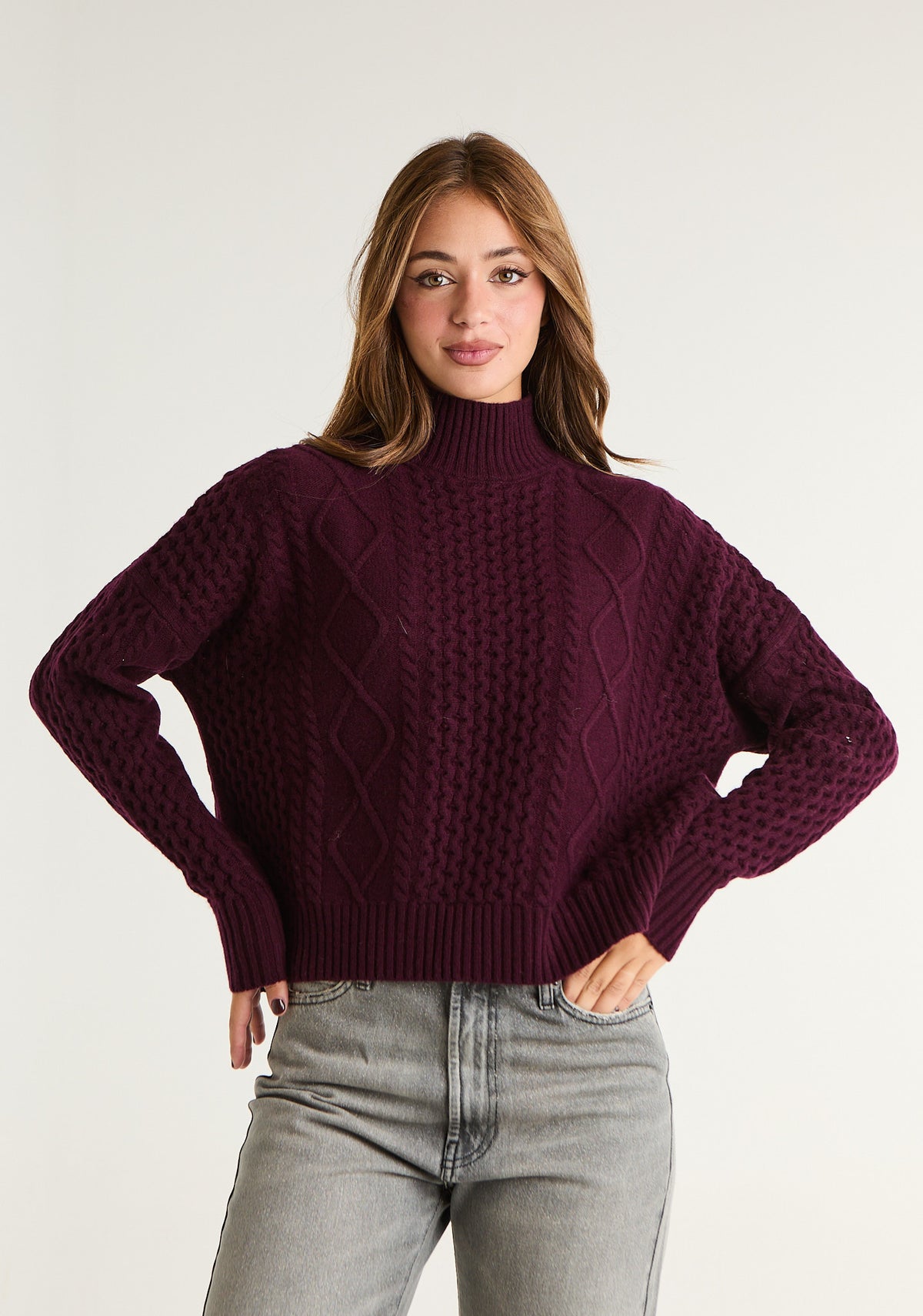 Maglione a lavorazione mista