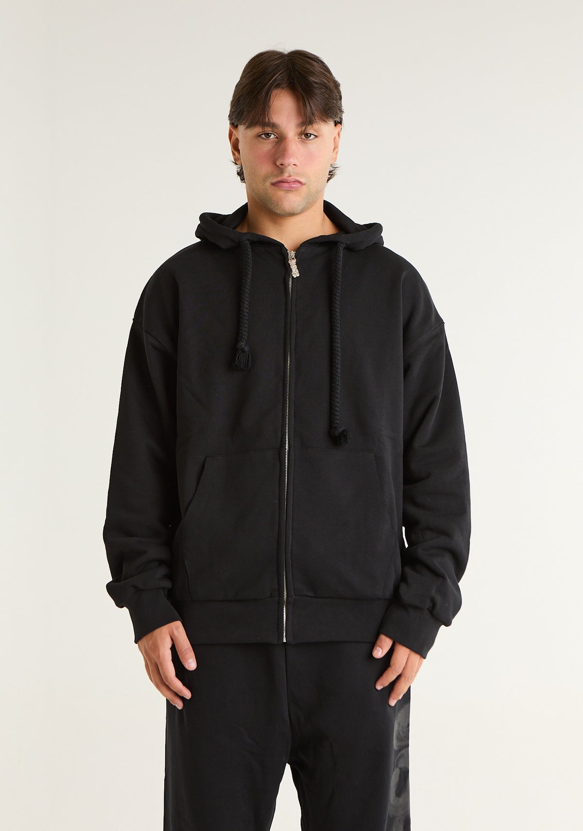 Felpa basic fullzip con stampa su cappuccio