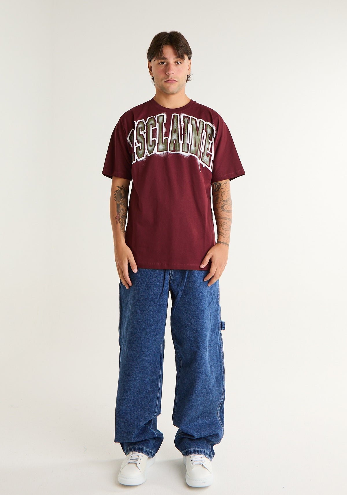 T-shirt con stampa college