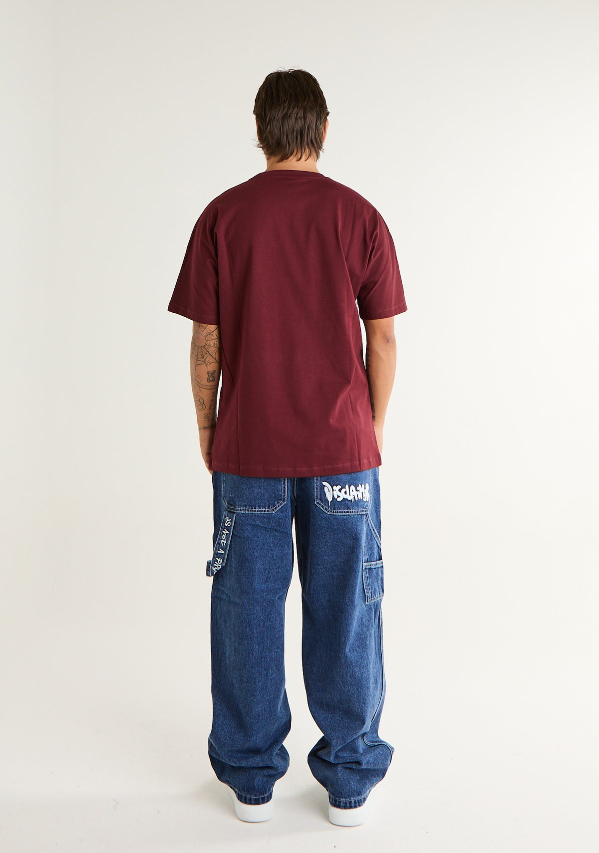 T-shirt con stampa college