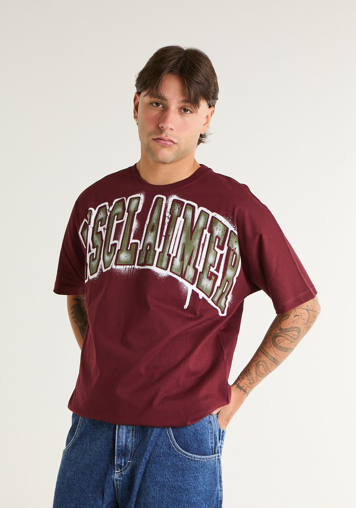 T-shirt con stampa college