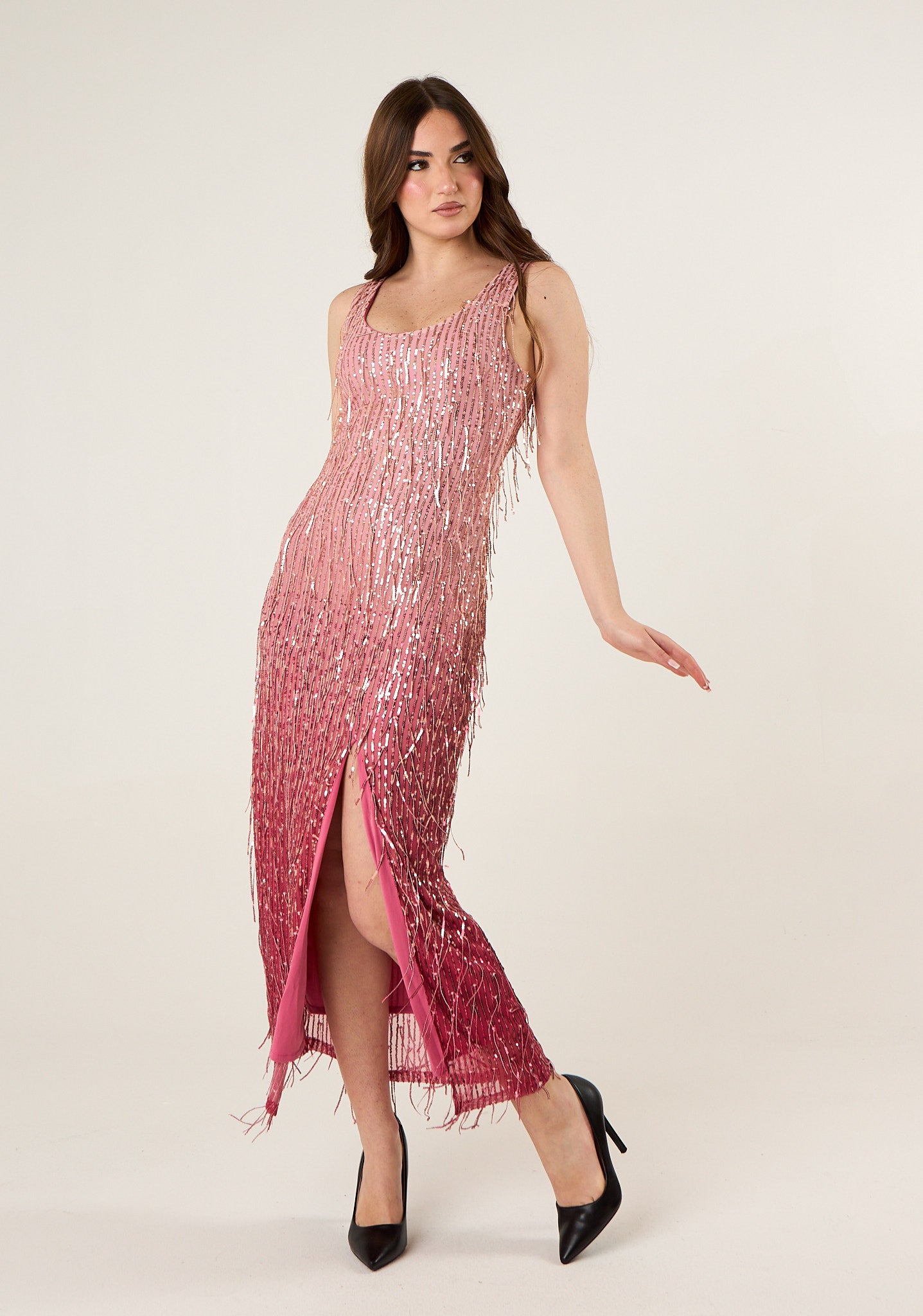 Abito lungo in paillettes