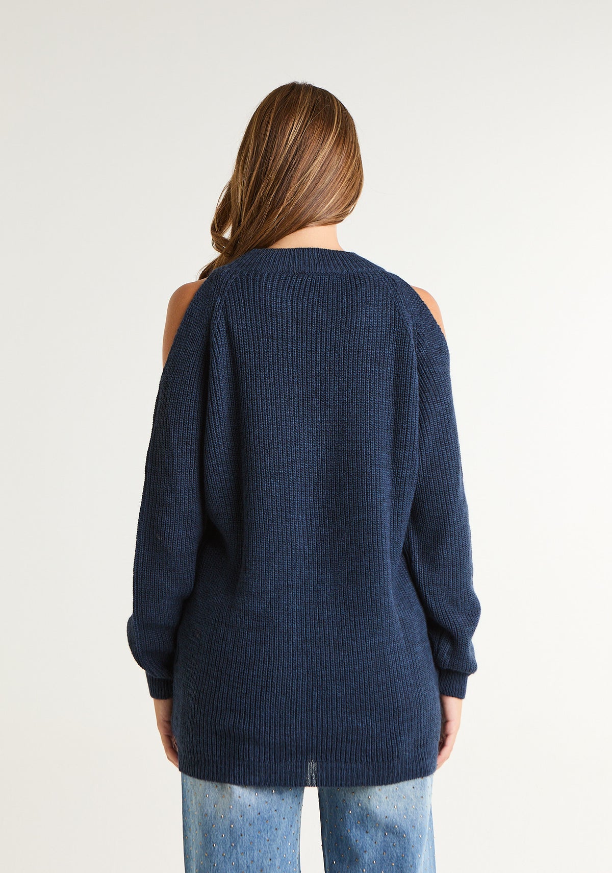 Maglia lunga con omeri scoperti