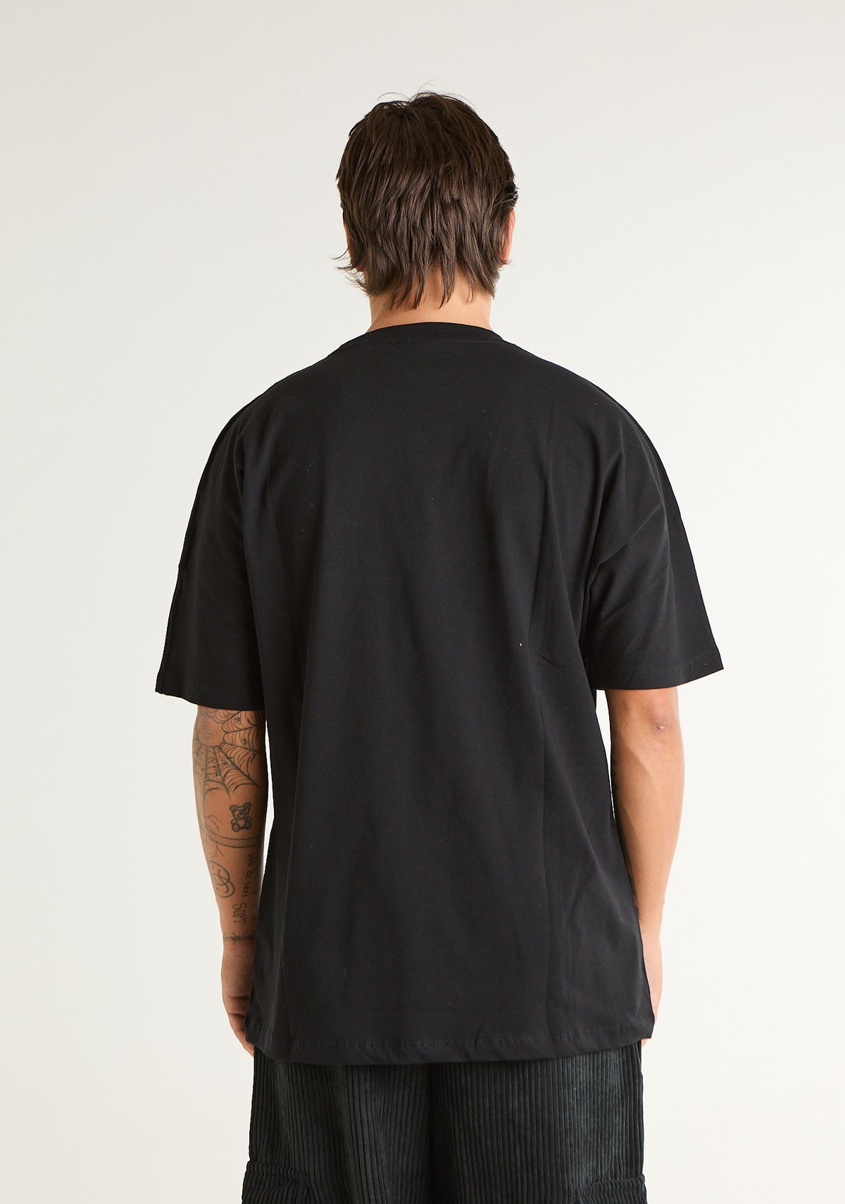T-shirt con logo siglato