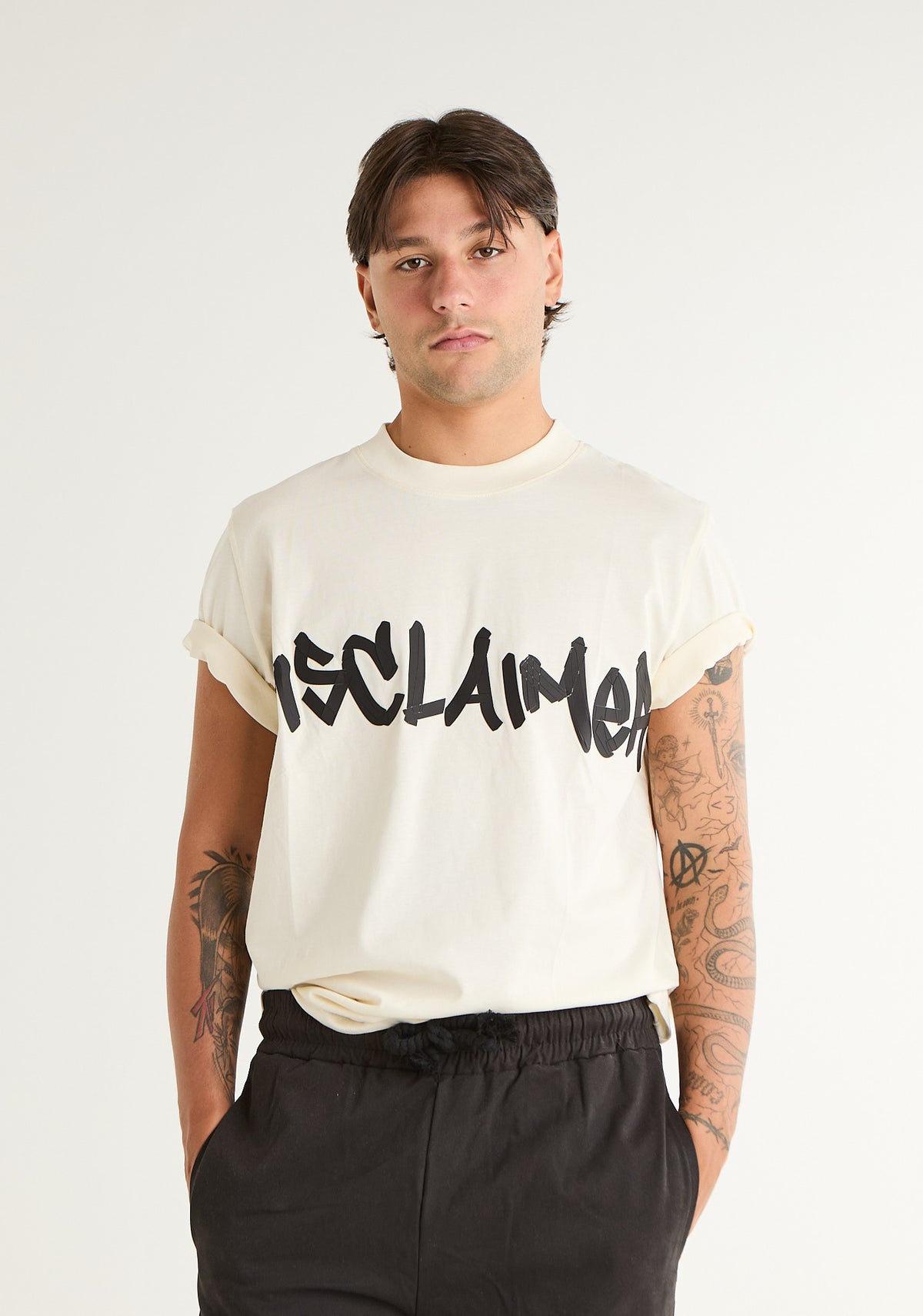 T-shirt con stampa centrale