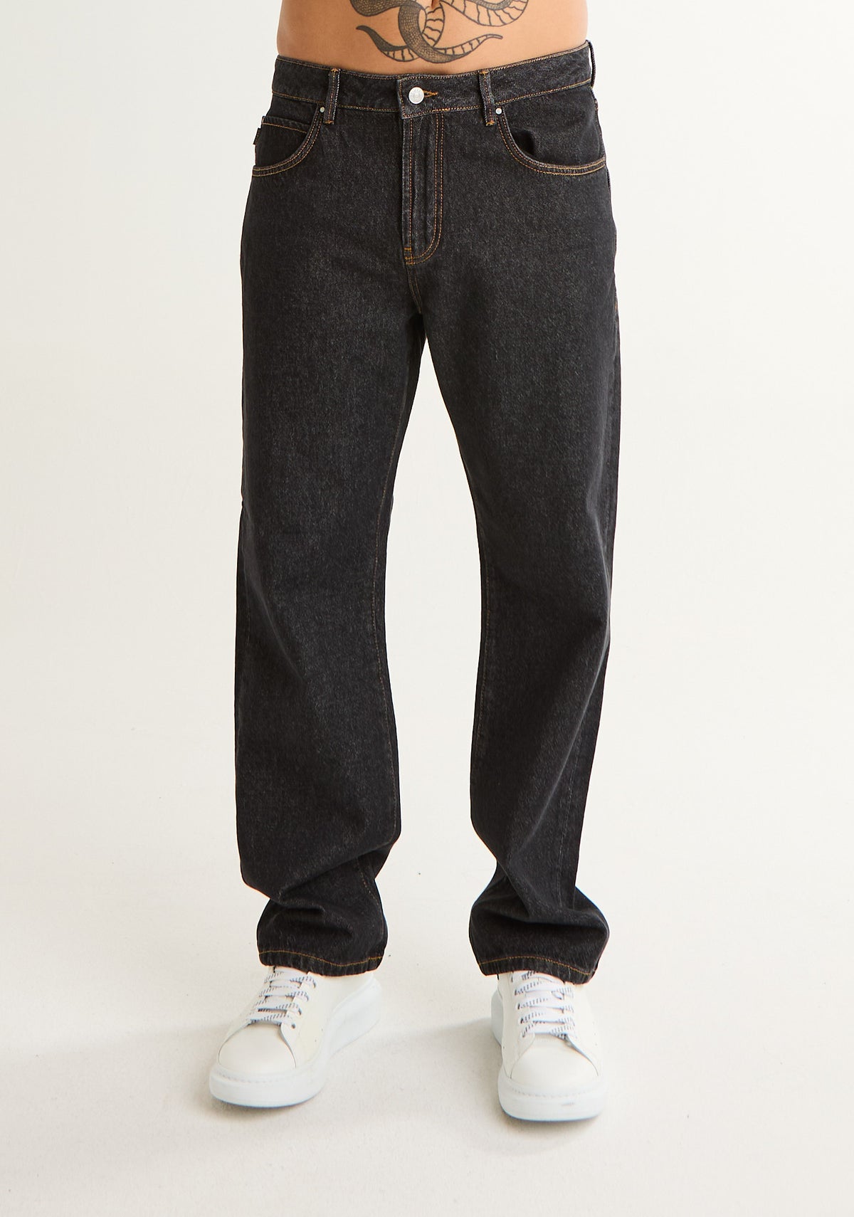 Jeans pulito a gambe dritte