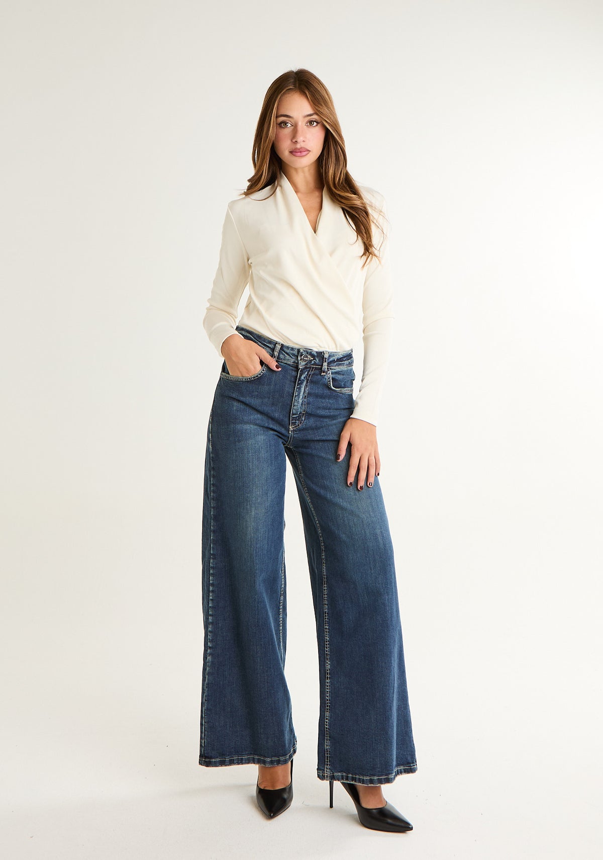 Jeans wide leg lavaggio 0