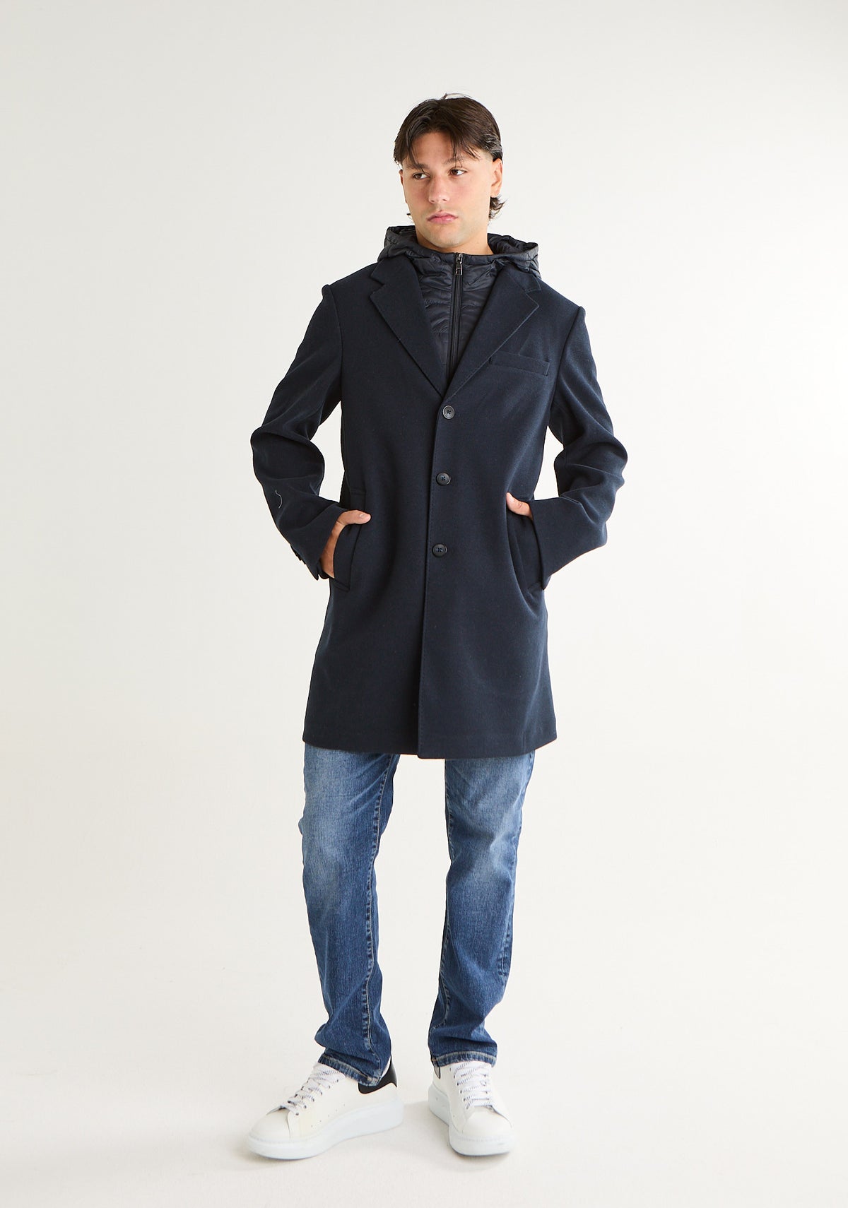 Cappotto con dettaglio removibile
