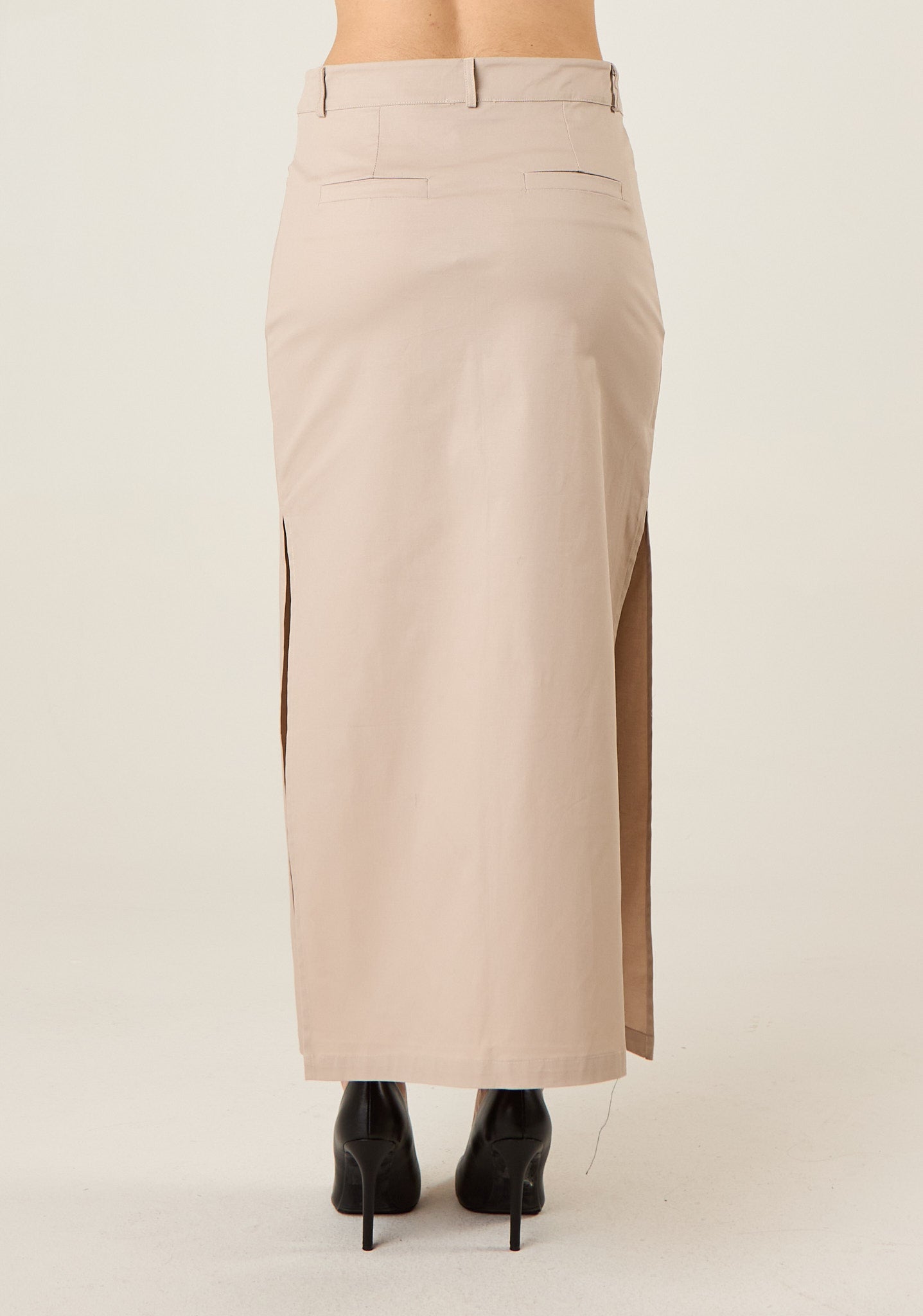 Gonna a matita con spacchi laterali