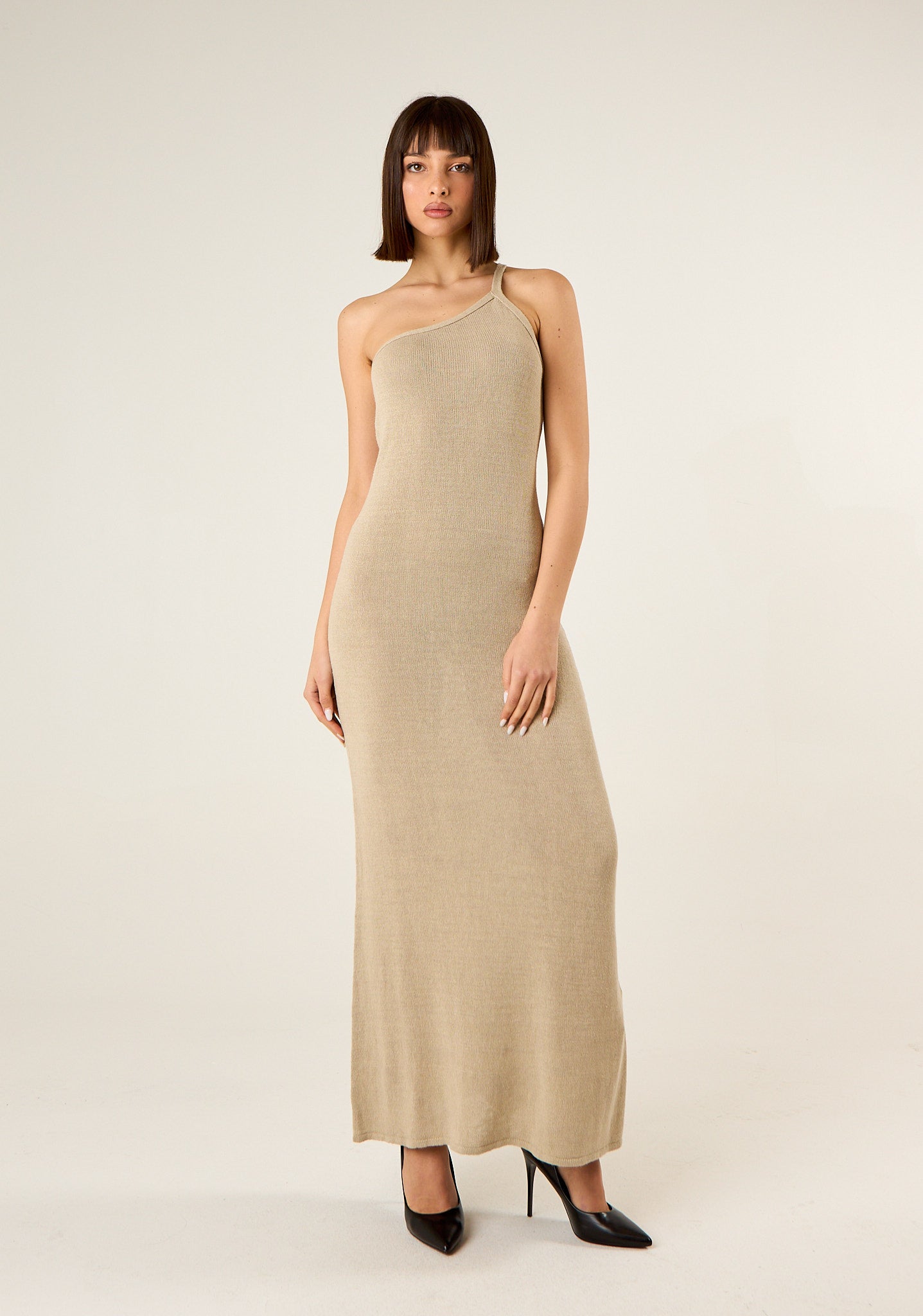 Abito lungo monospalla in maglia