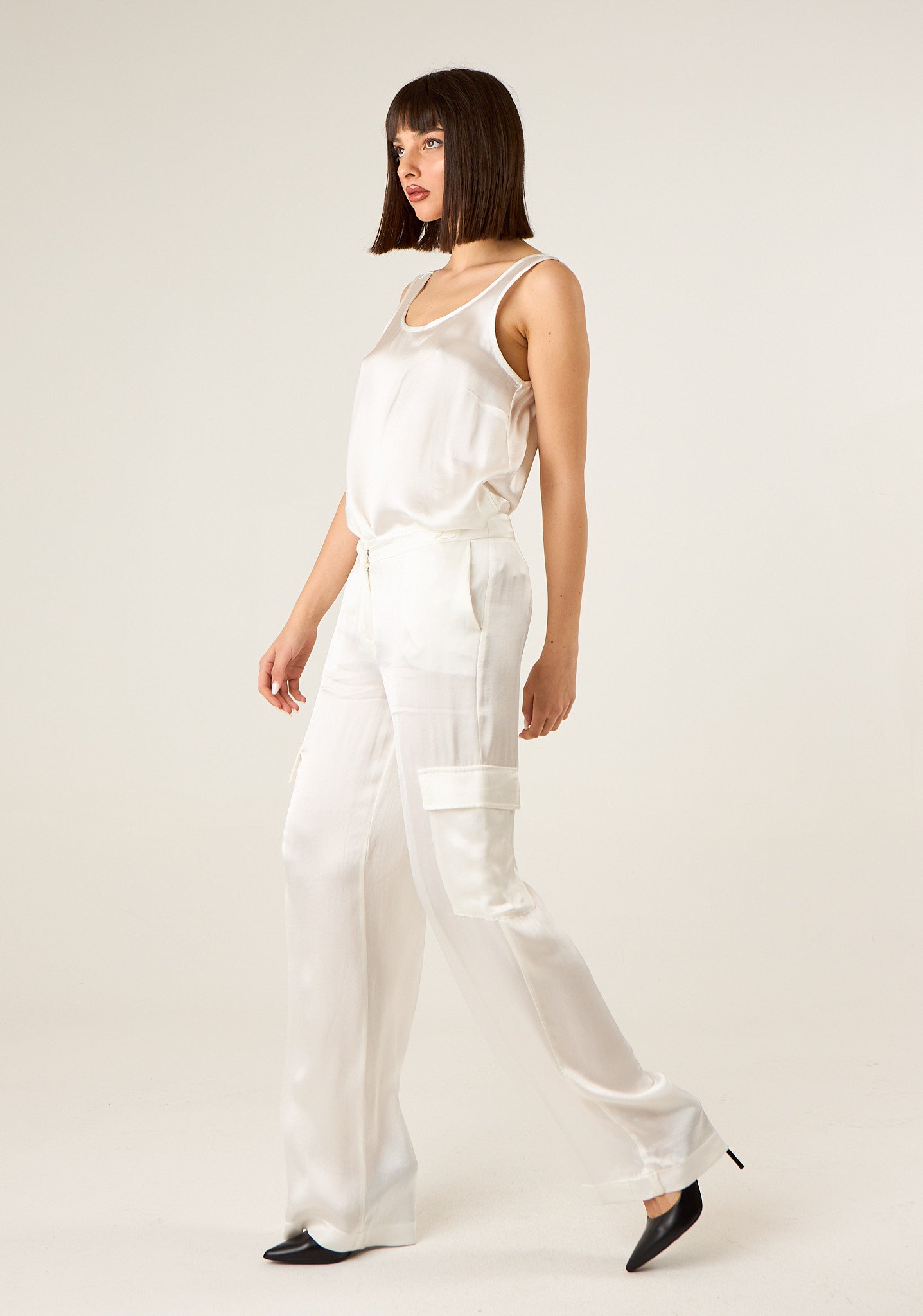 Pantalone cargo in raso