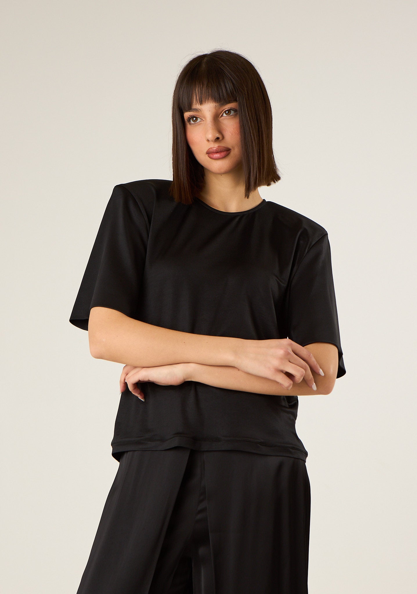 T-shirt con spalline